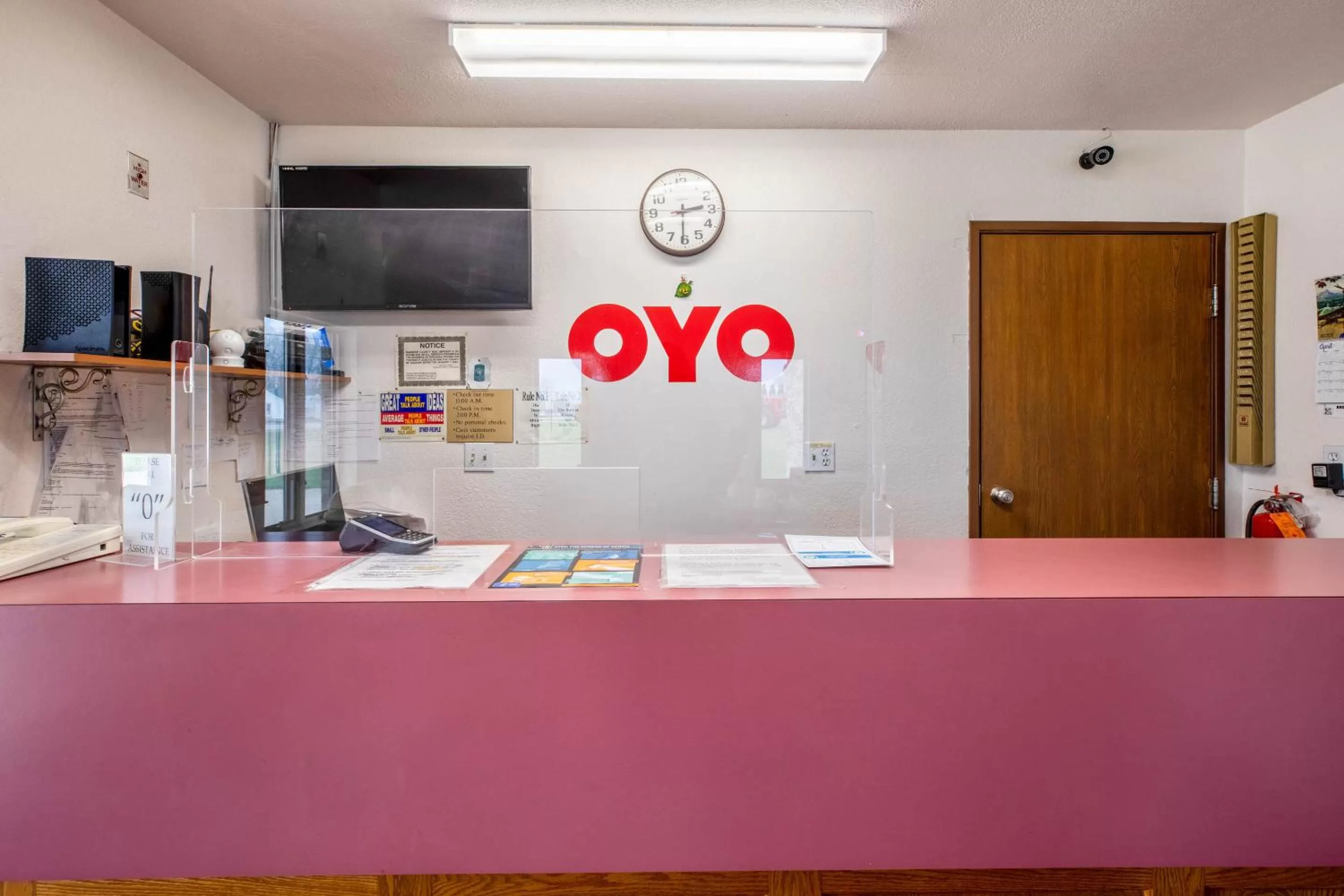 Lobby or reception in OYO Hotel Chesaning Route 52 & Hwy 57