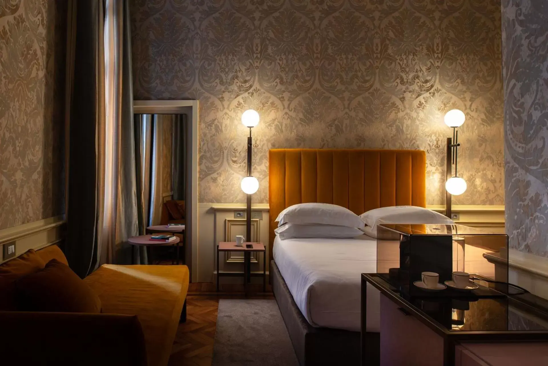 Deluxe Double or Twin Room in Eight Venezia Deluxe Double or Twin Room in Eight Venezia