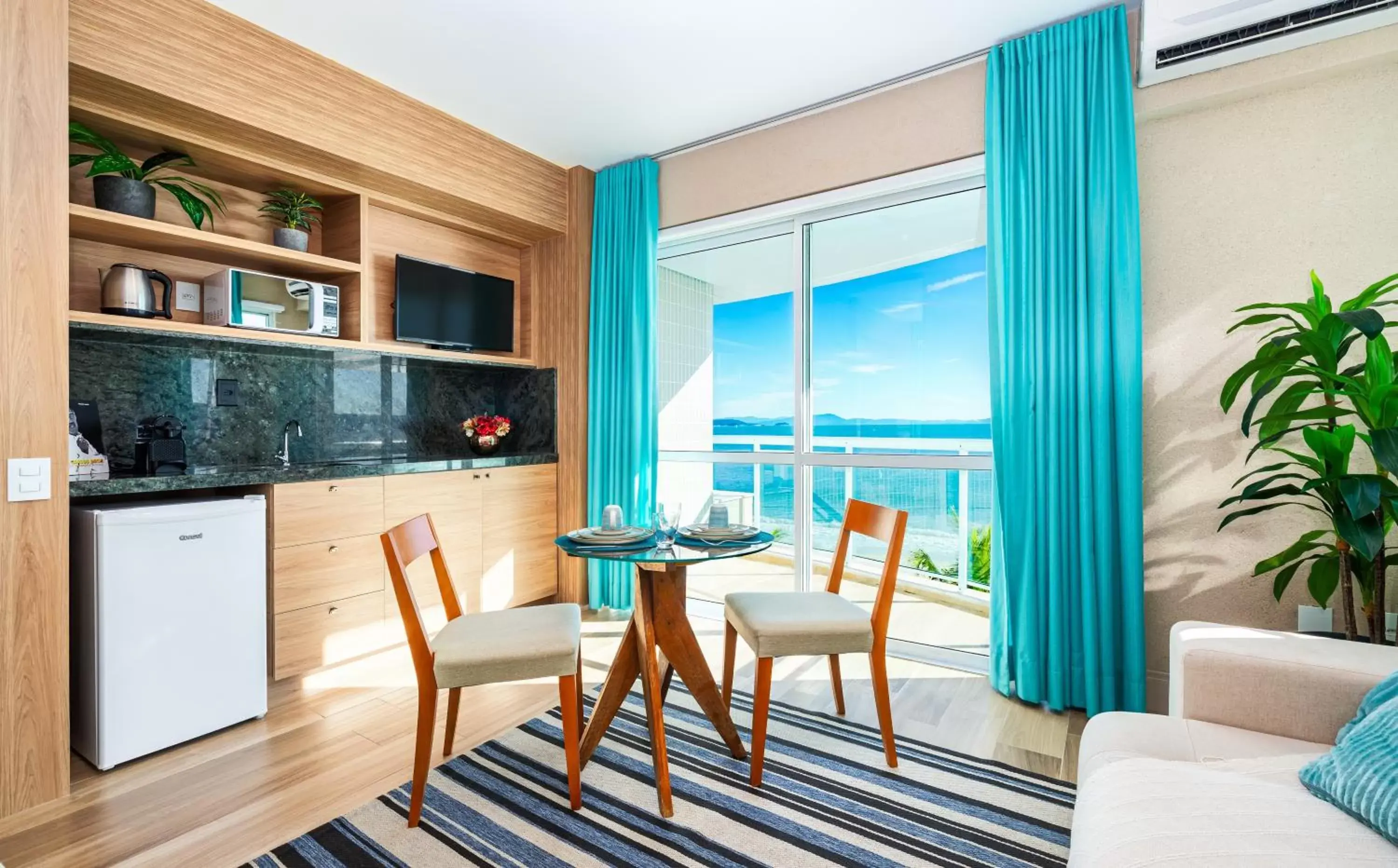 Queen Suite with Sea View in Palace Praia Hotel Queen Suite with Sea View in Palace Praia Hotel