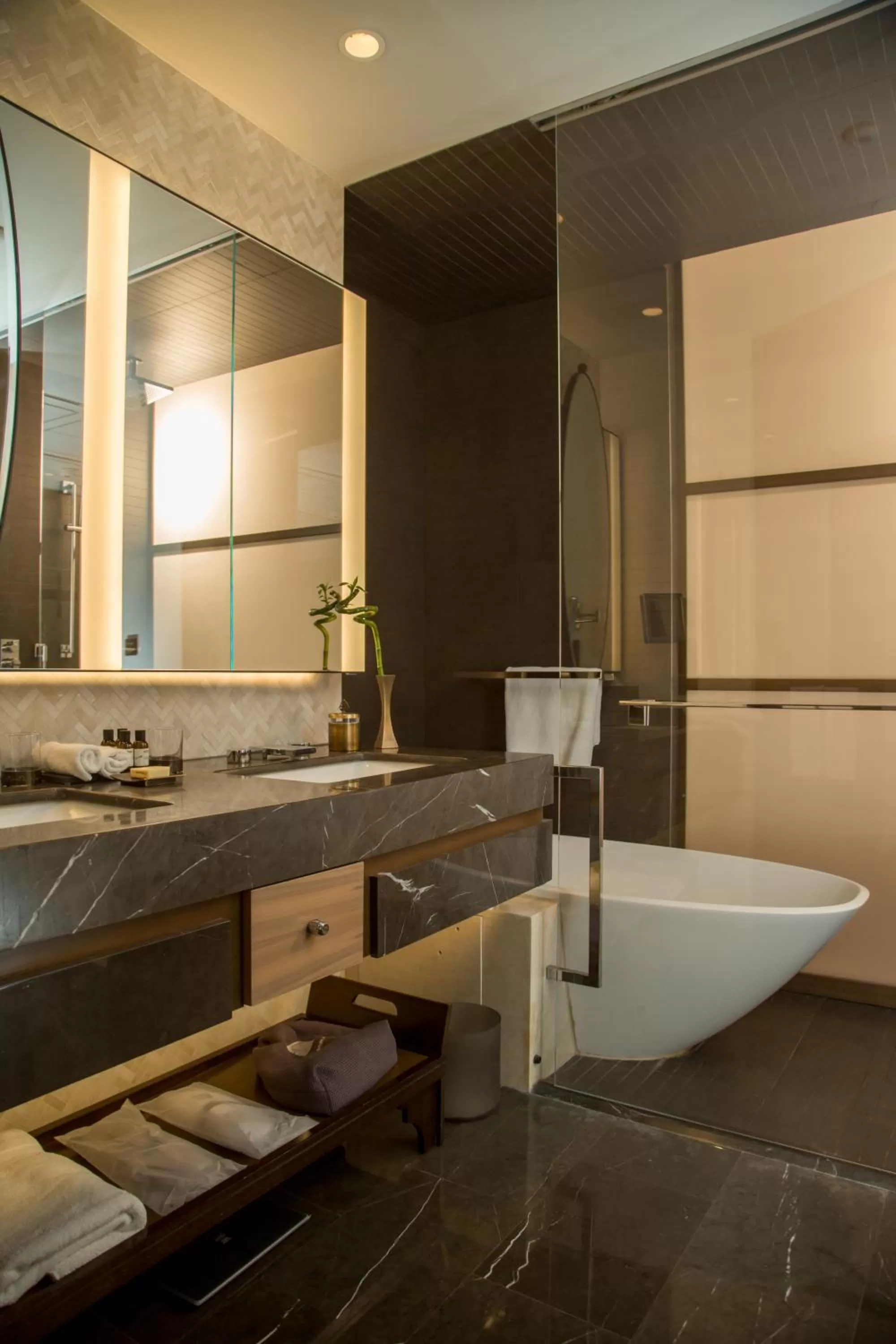 Bathroom in Fairmont Quasar Istanbul Hotel