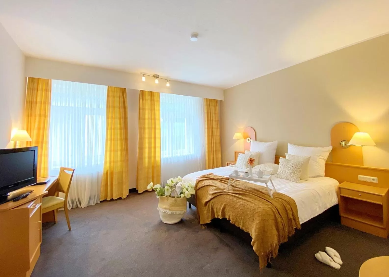 Bed in REGIOHOTEL Berghotel Ilsenburg - #Panoramablick #Wellness #Wallbox #GroßesAbendbuffet