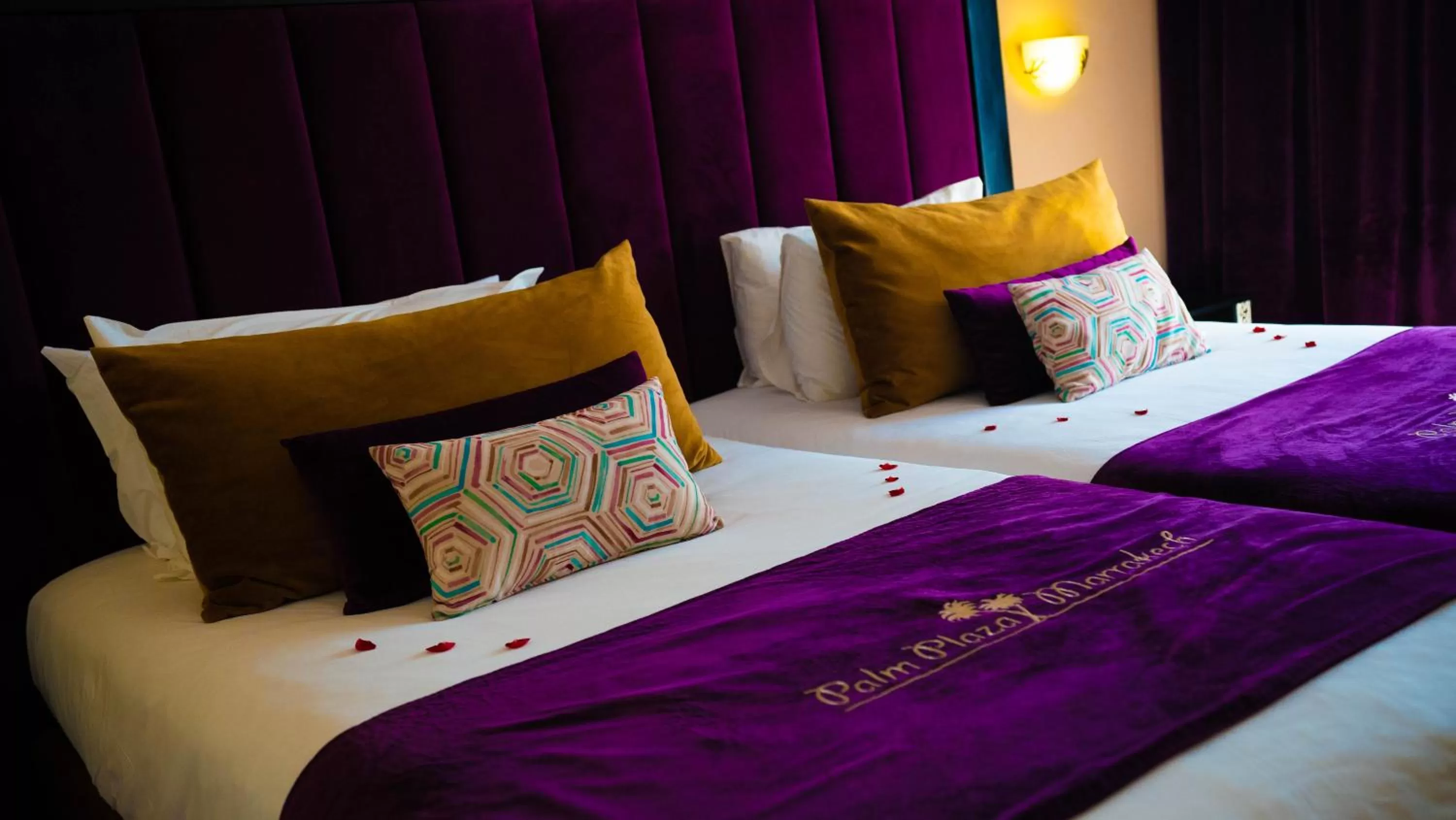 Property building, Bed in Palm Plaza Marrakech