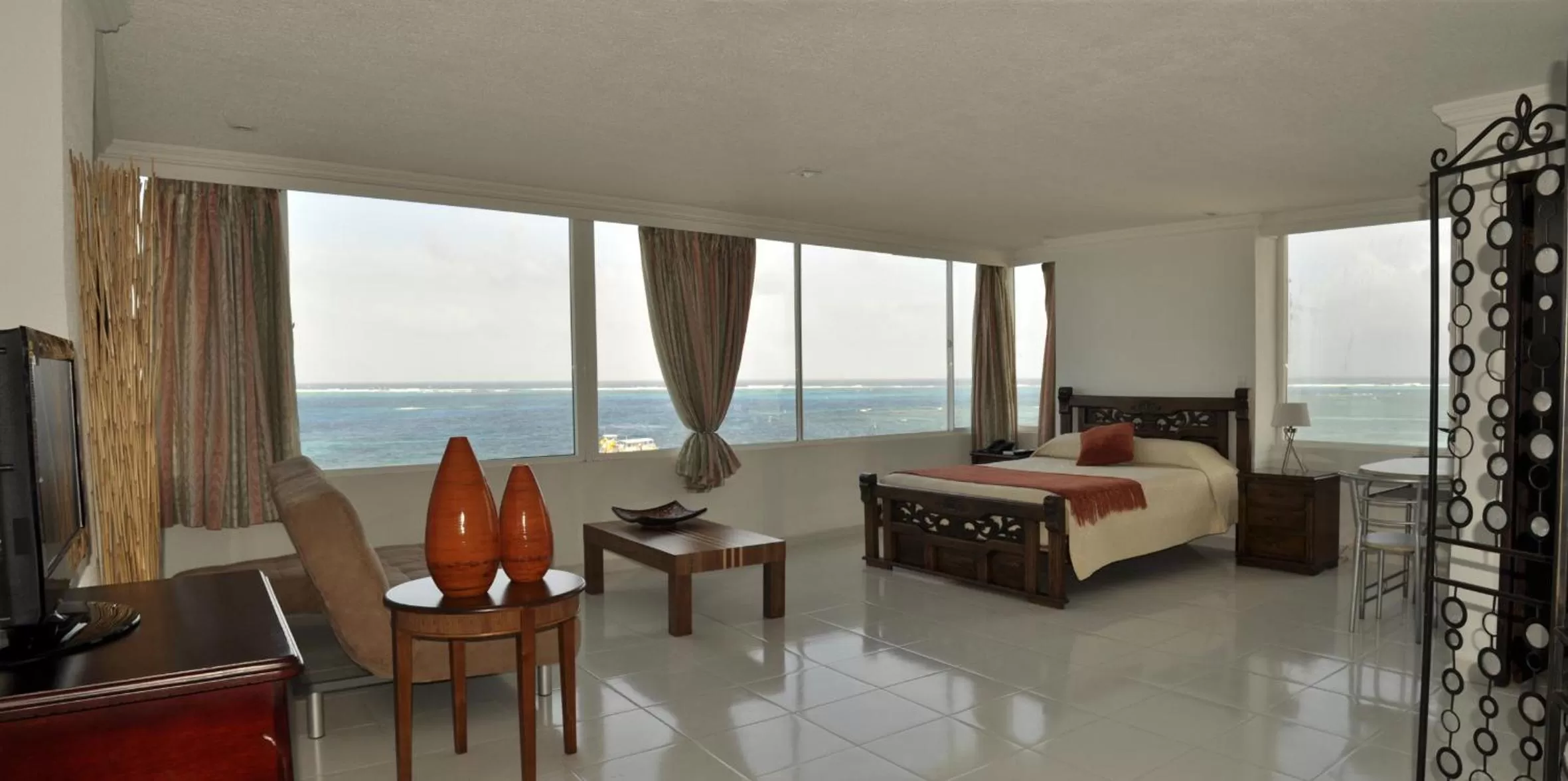 Double Room with Sea View in Calypso Beach Hotel