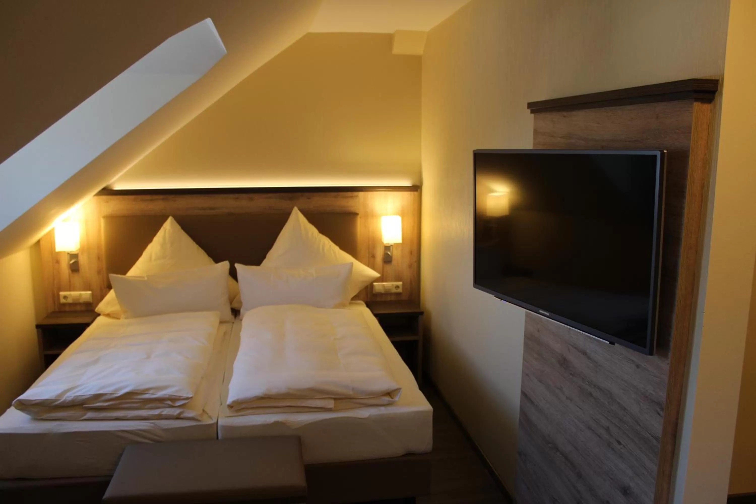 Bed in Hotel Ratskeller Schwarzenberg