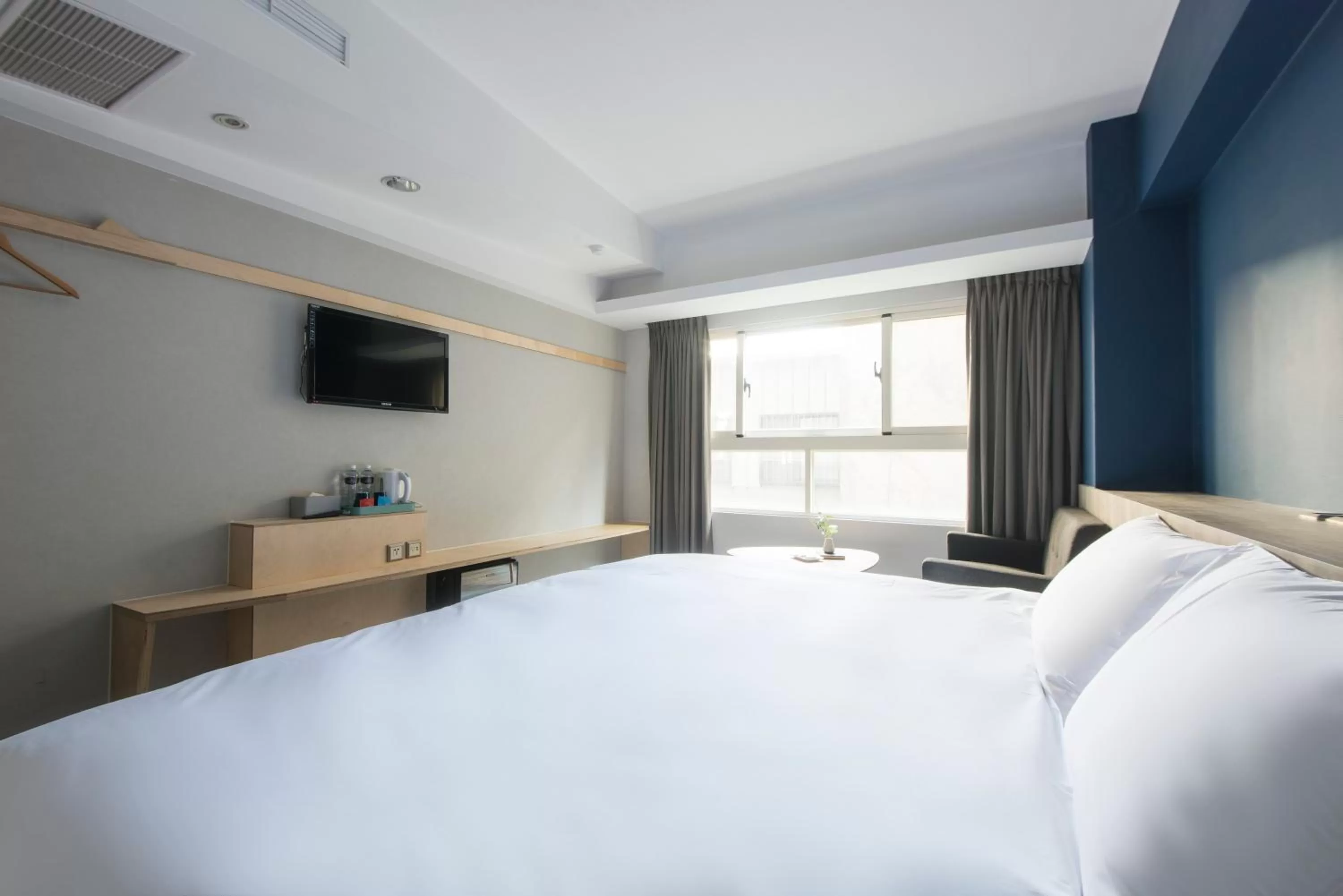 Bed in Sparrow Hotel