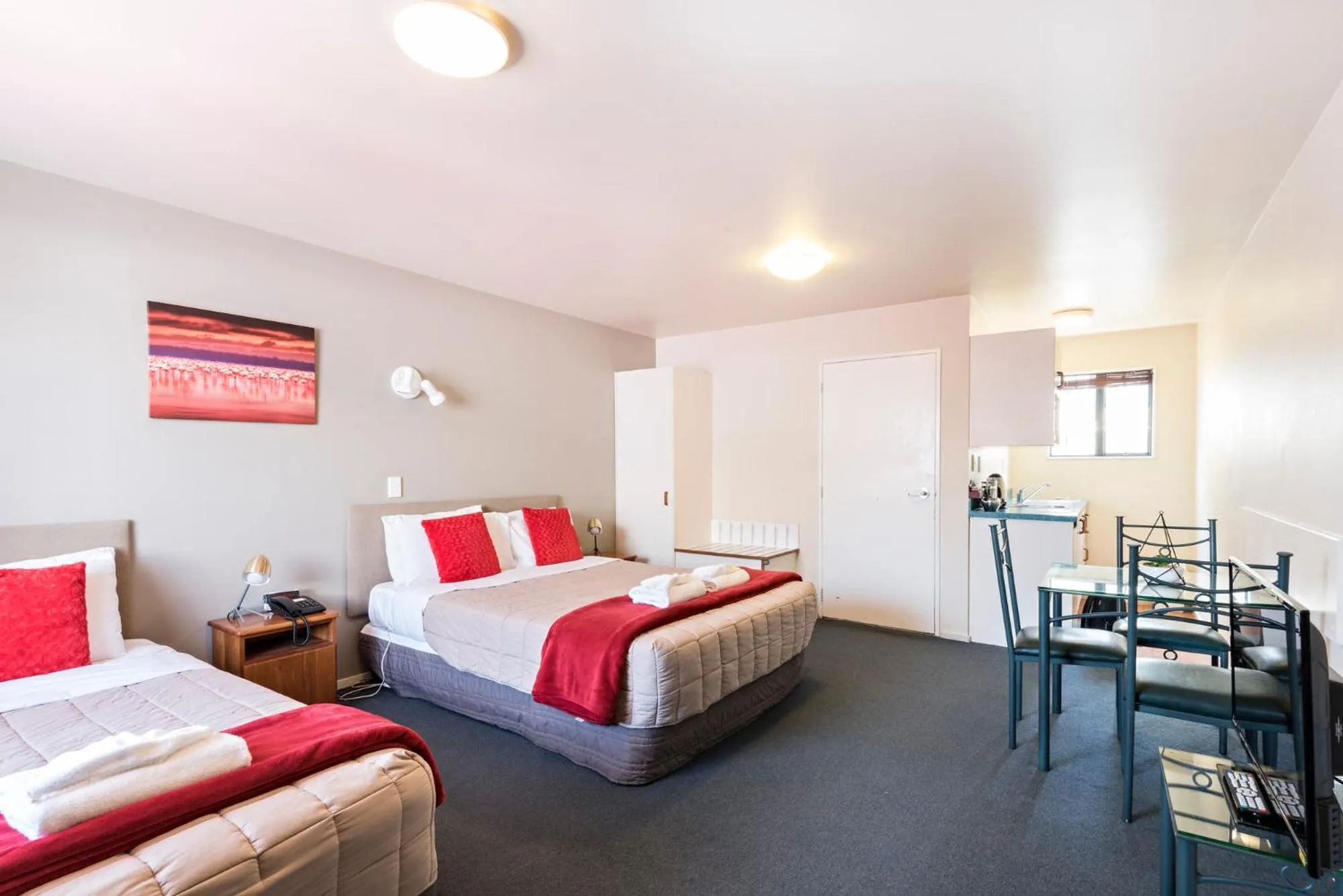 TV and multimedia, Bed in Halswell Lodge