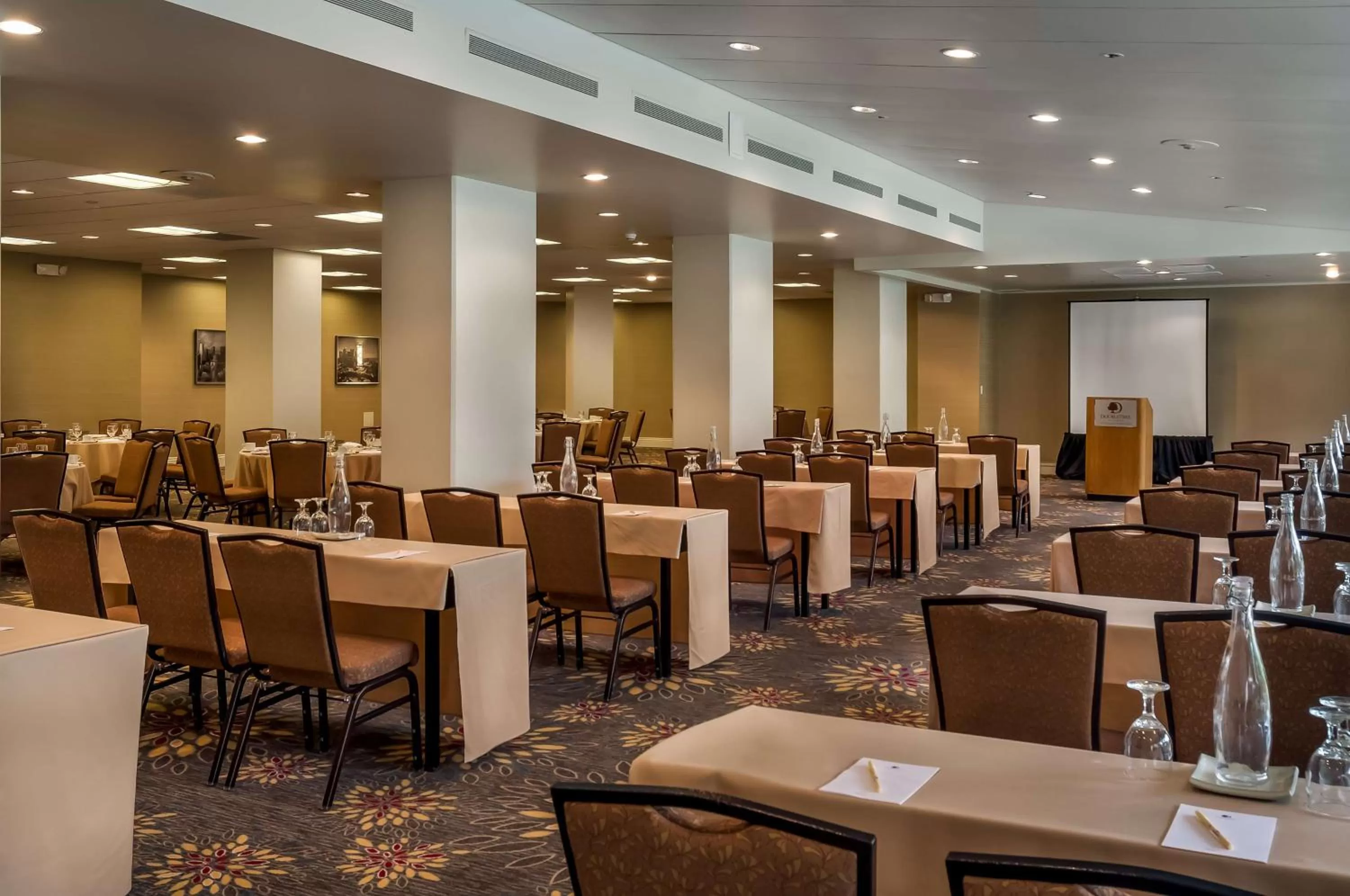 Meeting/conference room in Doubletree by Hilton Los Angeles Downtown