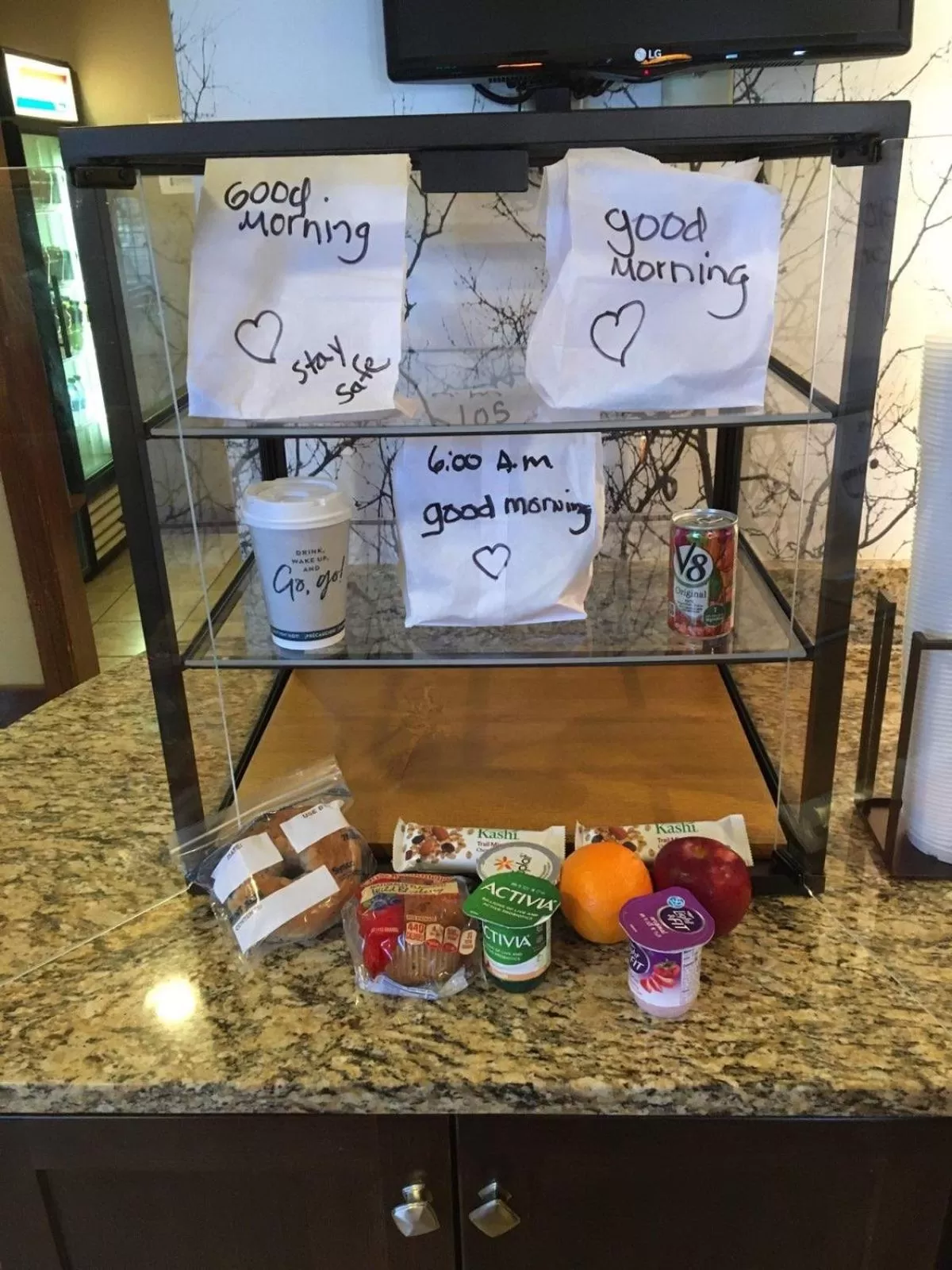 Food and drinks in Staybridge Suites Davenport by IHG