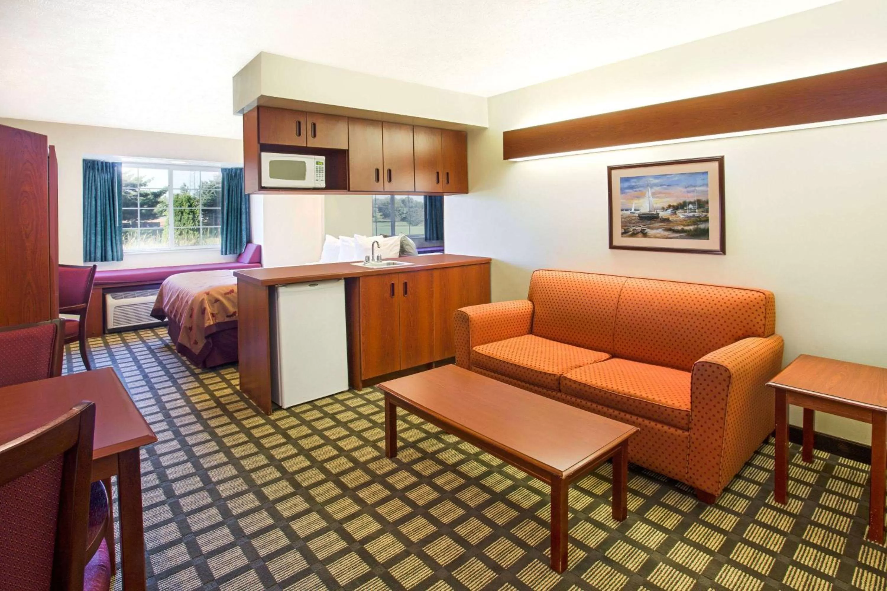 Photo of the whole room in Microtel Inn & Suites by Wyndham Holland