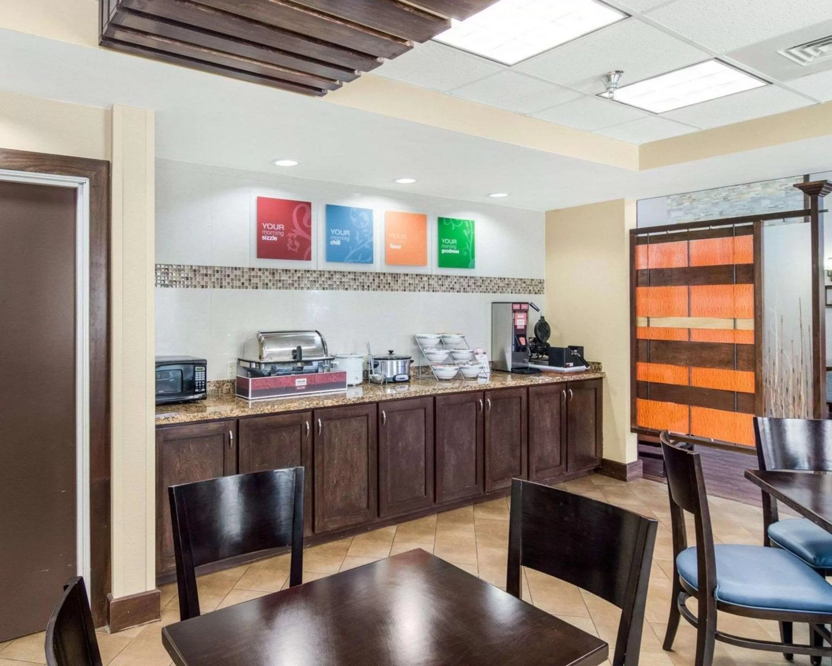 Restaurant/places to eat in Comfort Suites Odessa near University