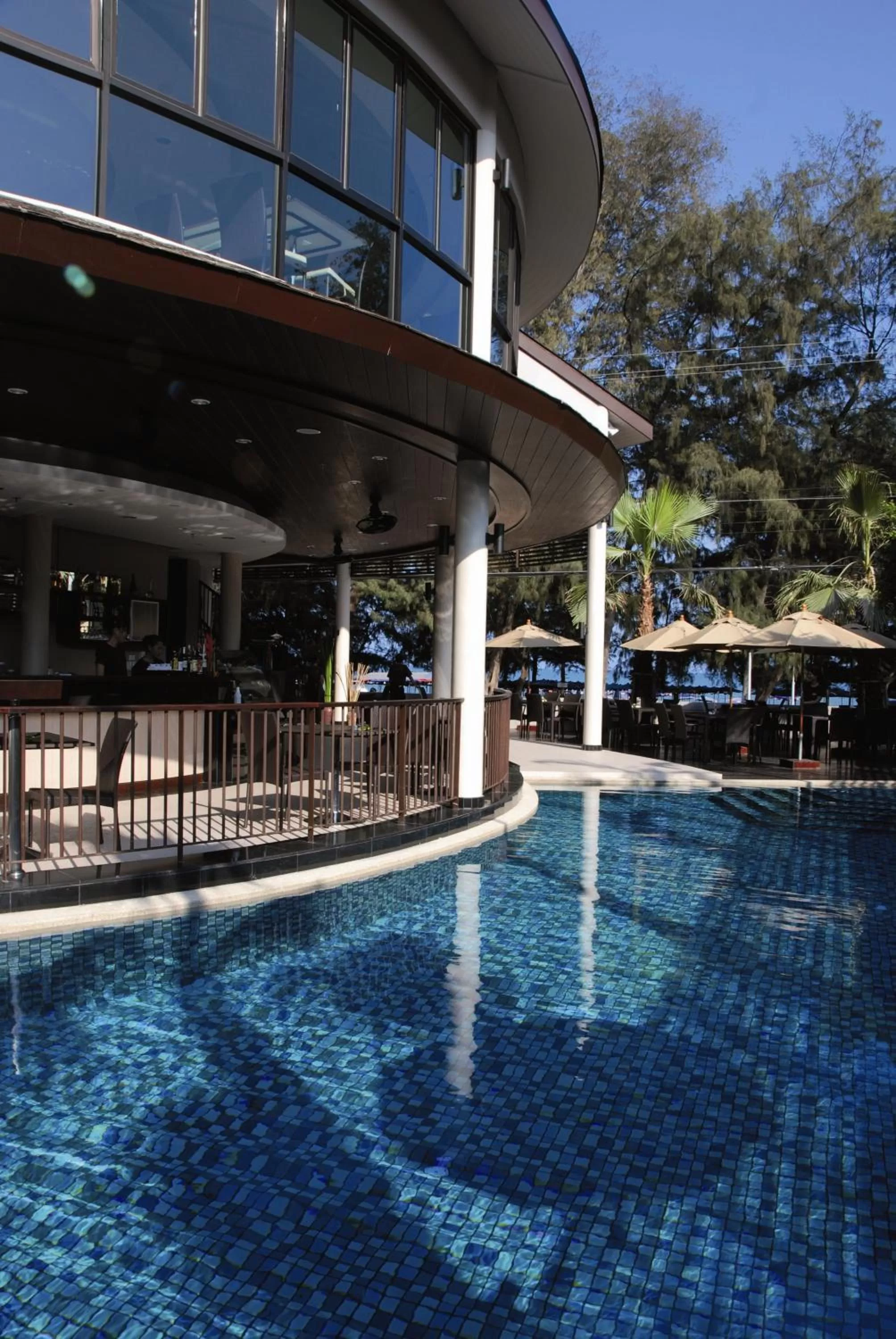 Swimming pool in Tara Mantra Cha-Am Resort
