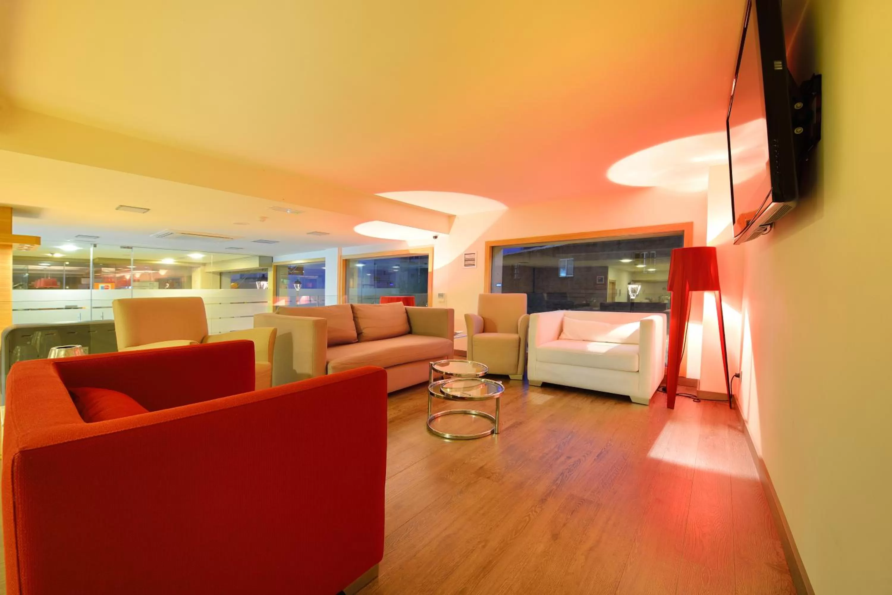 Communal lounge/ TV room in Hotel Norat Marina & Spa 4* Superior