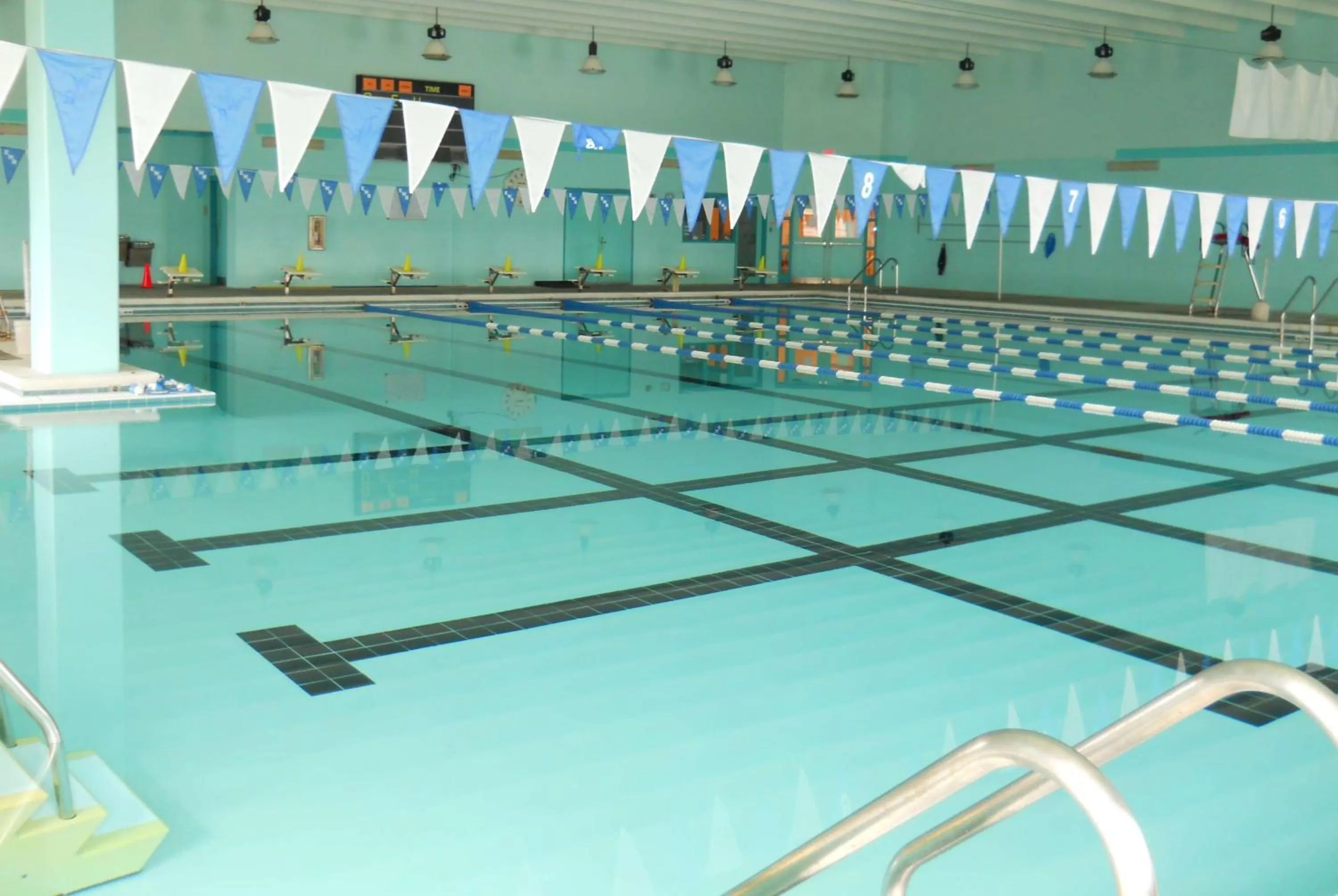 Swimming pool in Baymont by Wyndham Eufaula