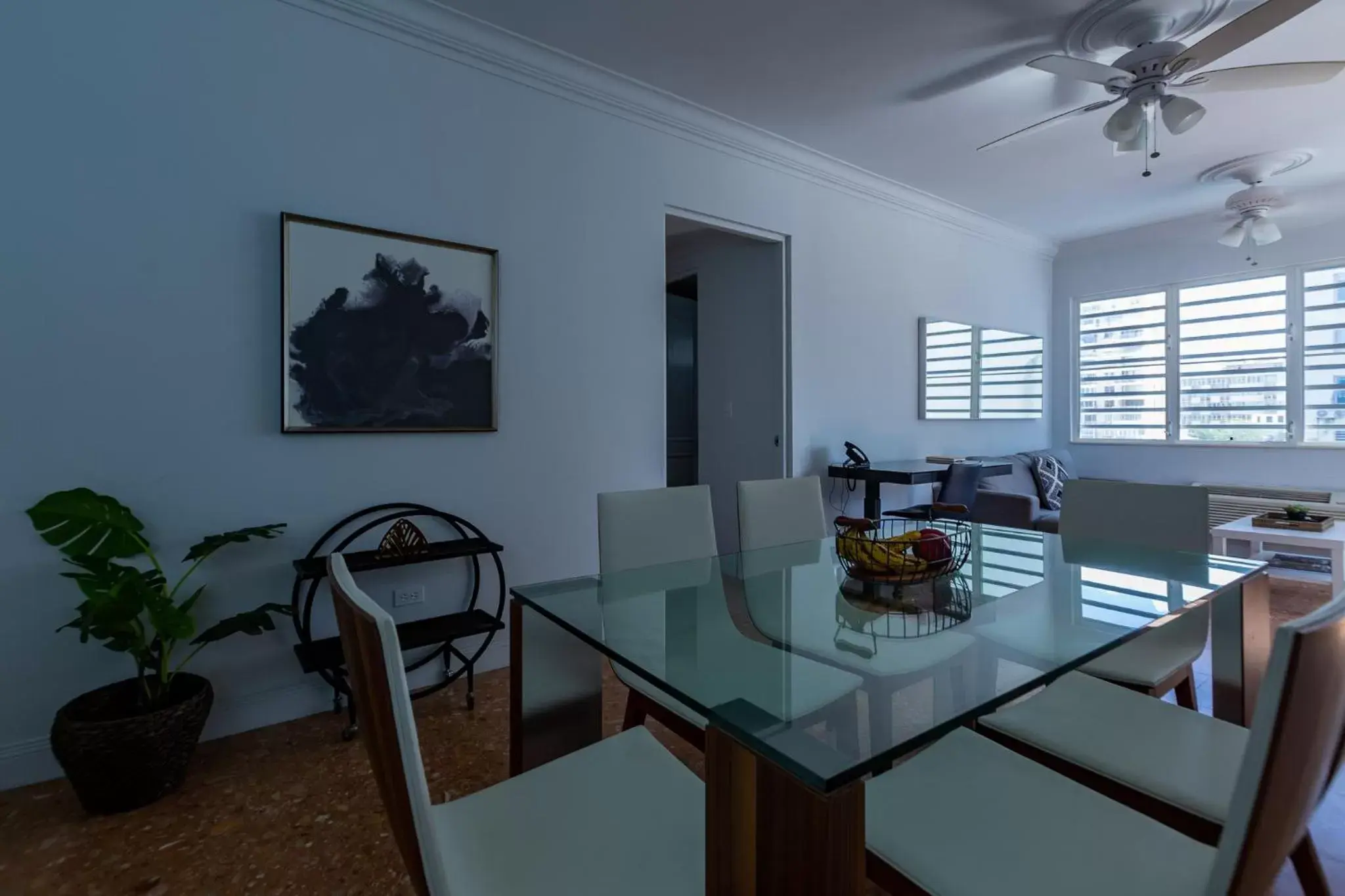 Tryst Deluxe 3 Bedroom Apartment in The Tryst Beachfront Hotel Tryst Deluxe 3 Bedroom Apartment in The Tryst Beachfront Hotel