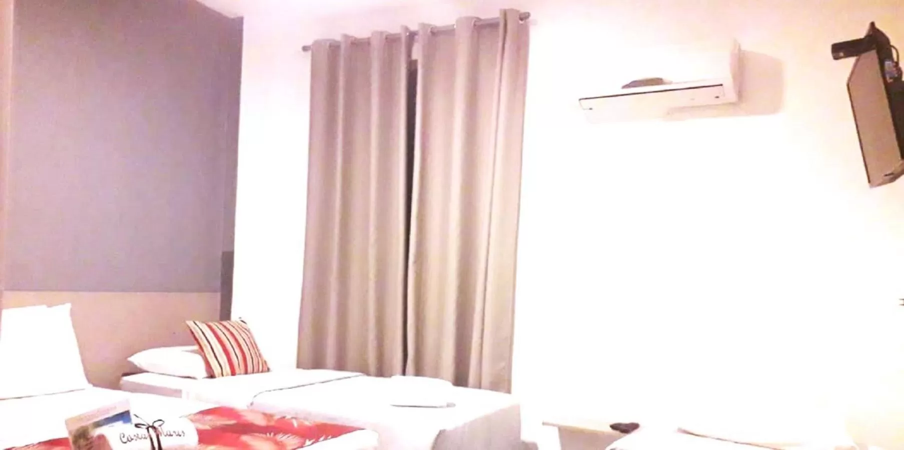 air conditioner, Bed in Costa Maris Beach Hotel Frente Mar