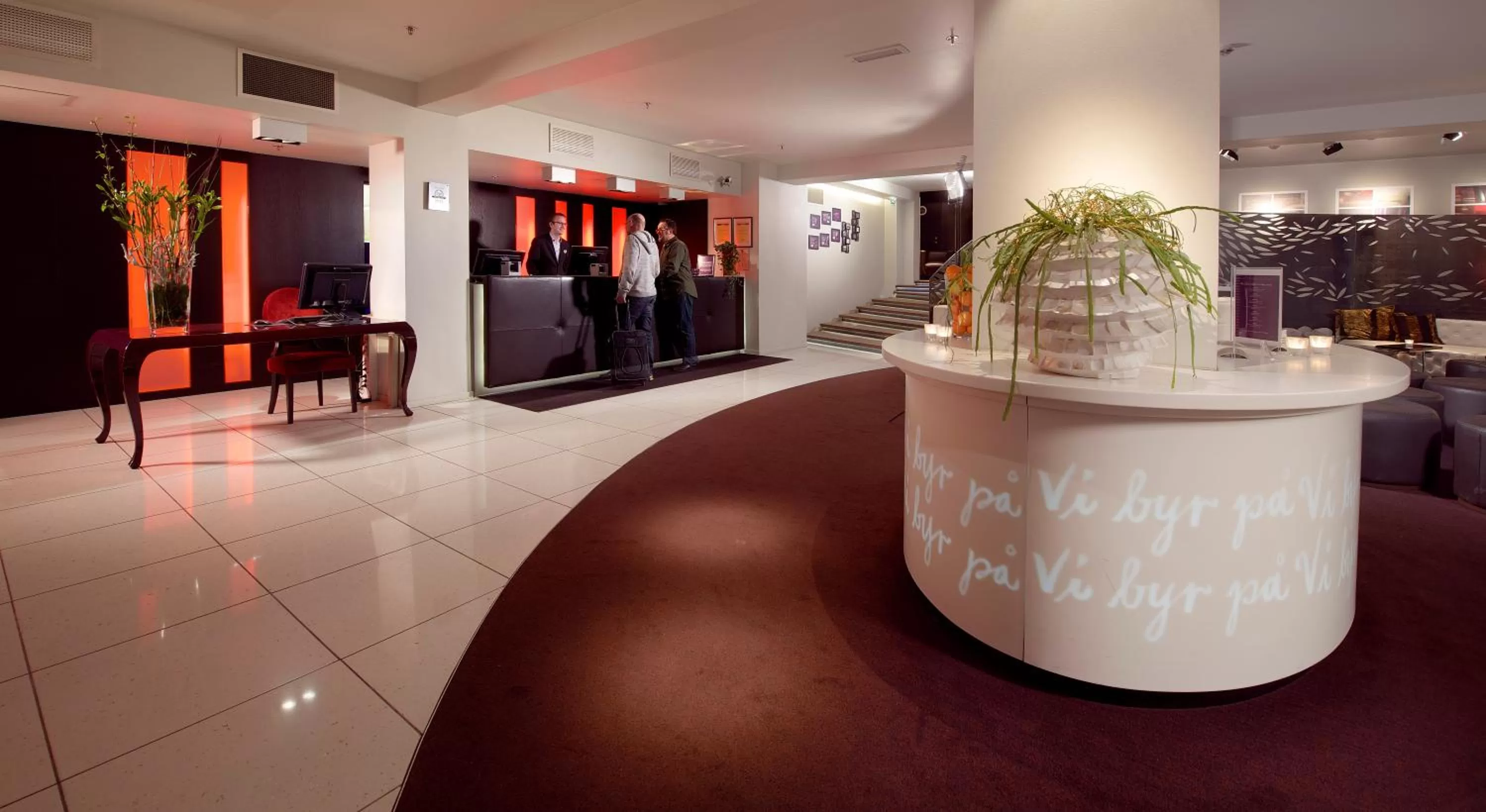 Lobby or reception in Home Hotel Folketeateret