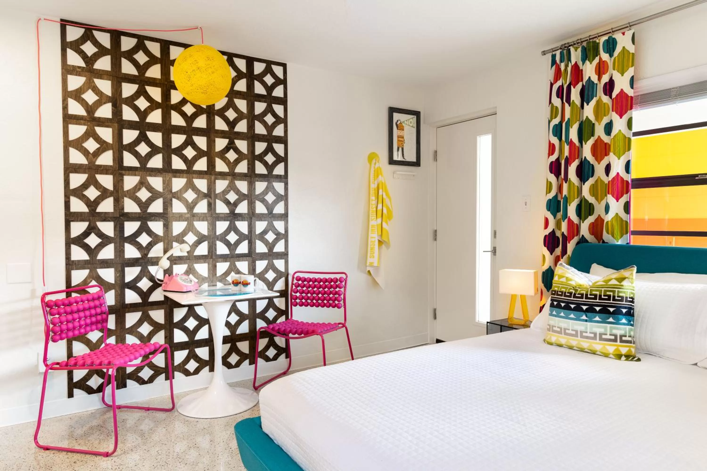 Decorative detail in Sunset Inn and Cottages