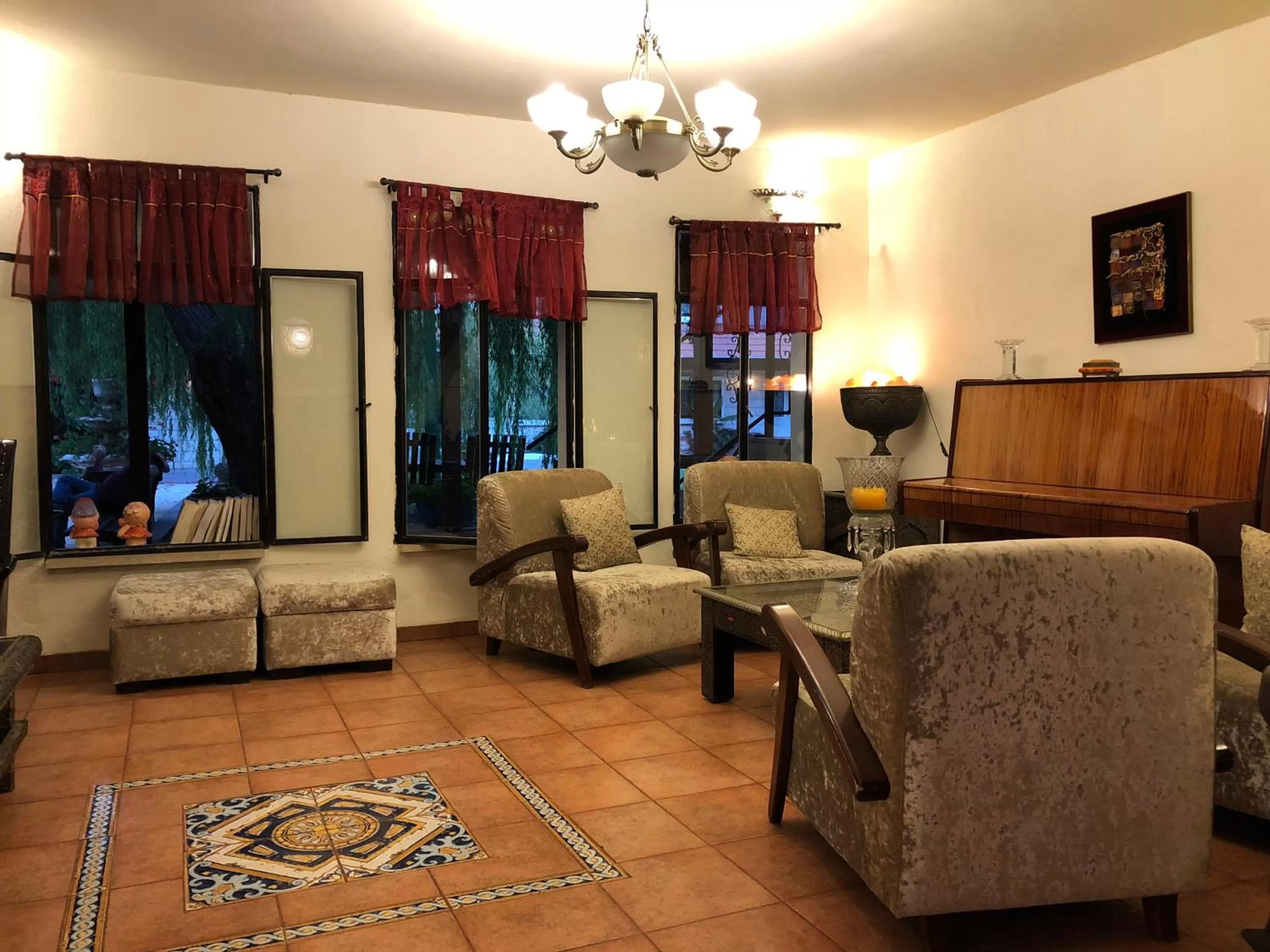 Restaurant/places to eat, Seating Area in Beit Shalom Historical boutique Hotel