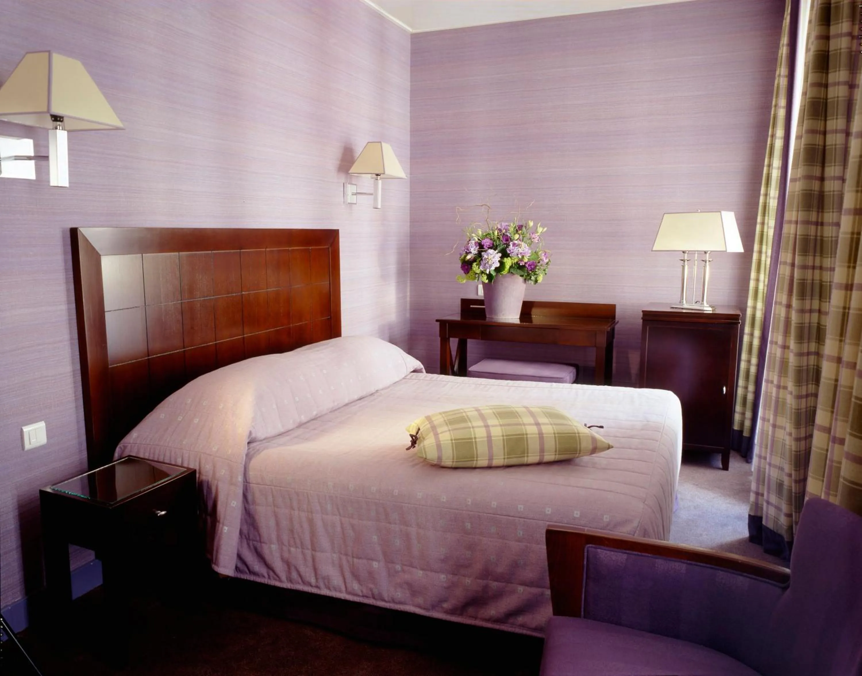 Photo of the whole room, Bed in Hotel Best Western Anjou Lafayette