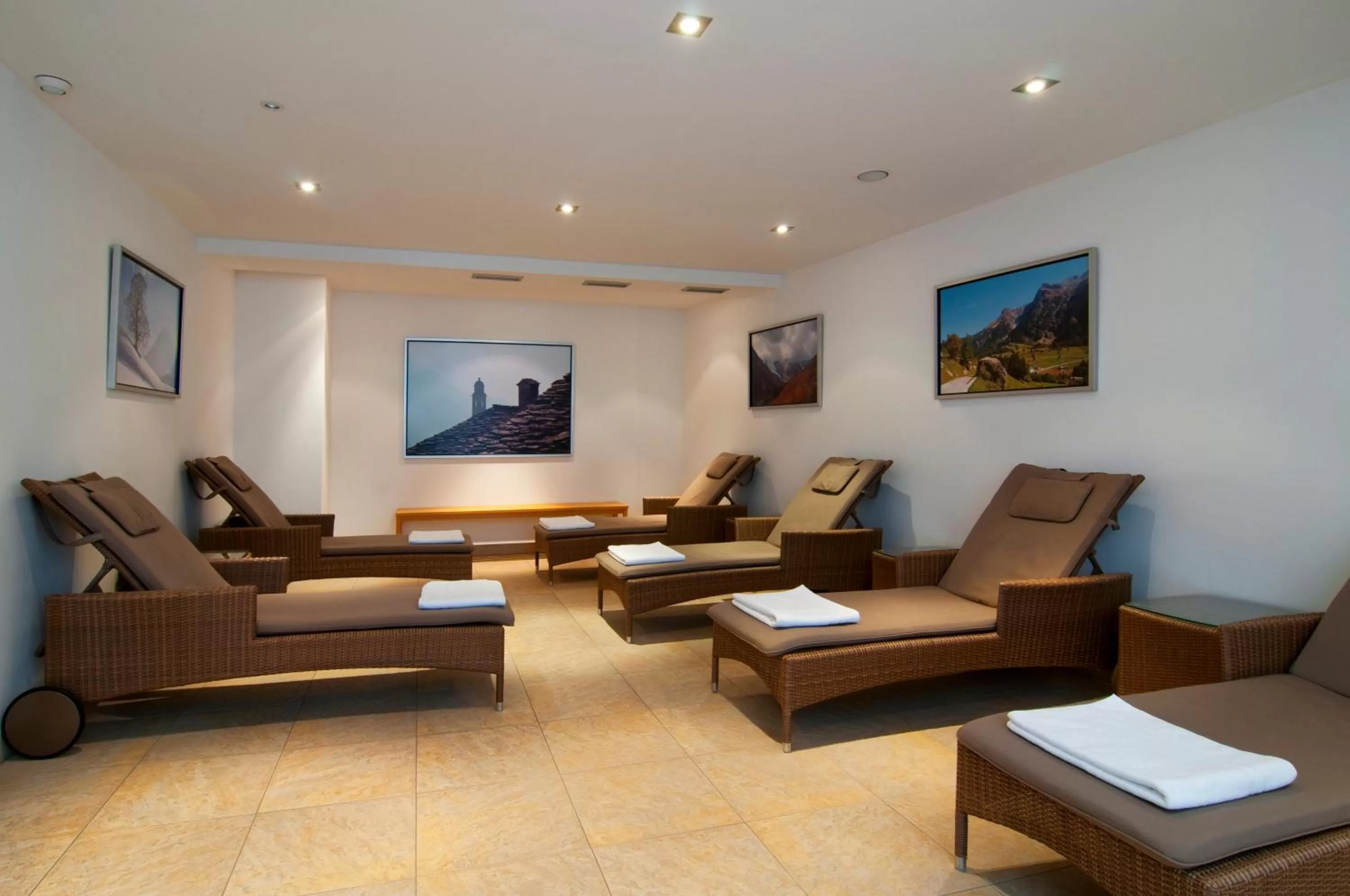 Fitness centre/facilities in Holiday Inn Nürnberg City Centre by IHG