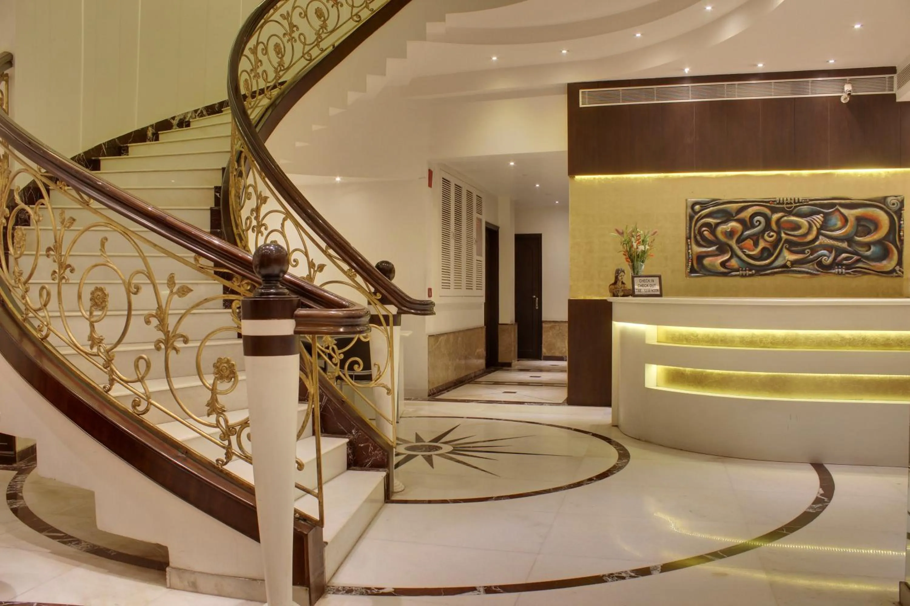 Lobby or reception in Hotel Grand Godwin - Near New Delhi Railway Station - Paharganj