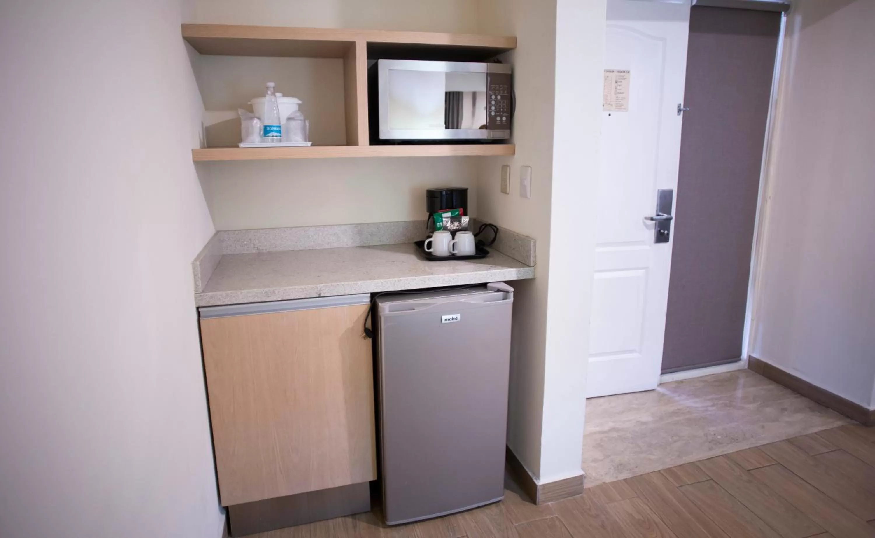 Coffee/tea facilities in Best Western PLUS Monterrey Colón