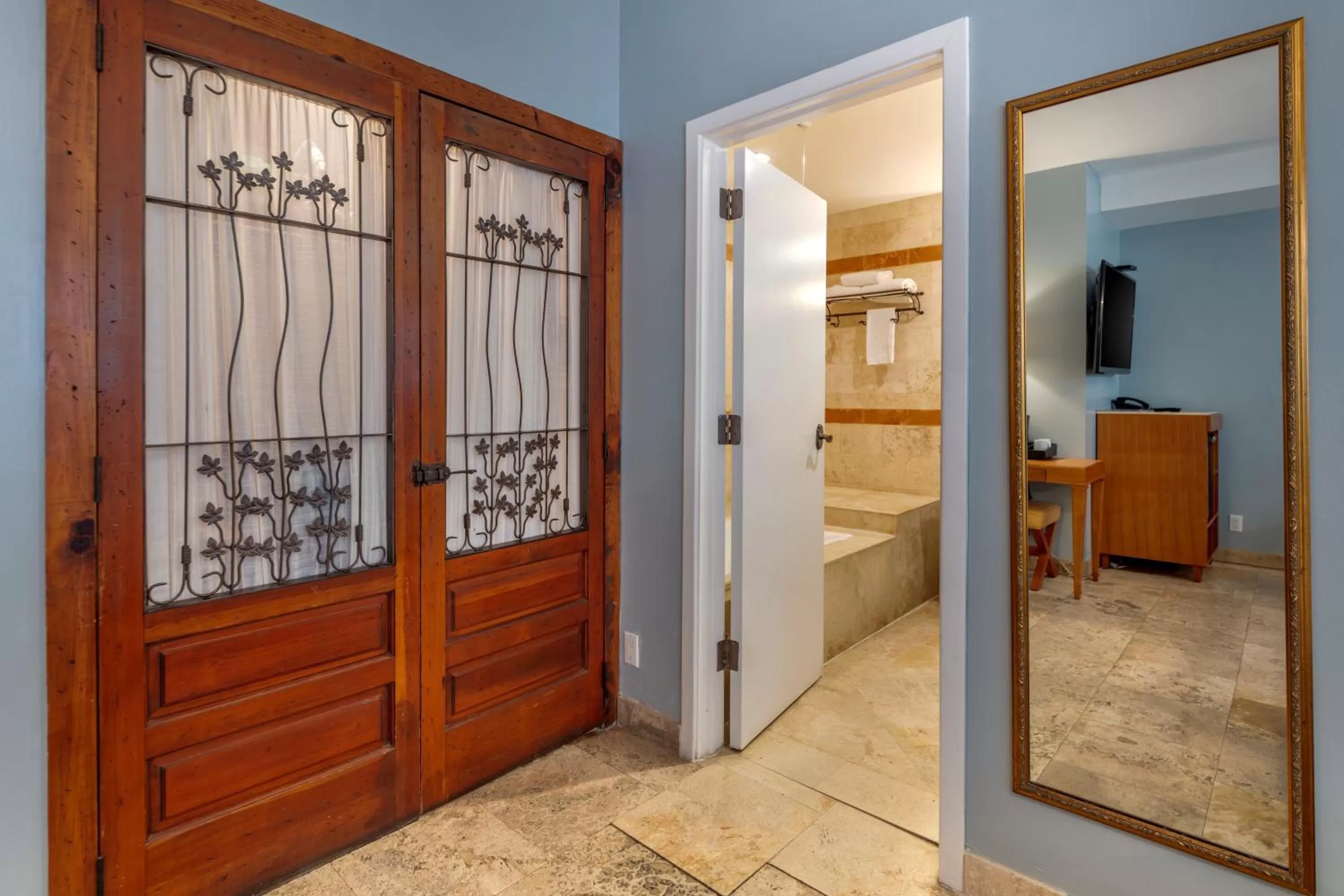 Hotel Impala by LuxUrban