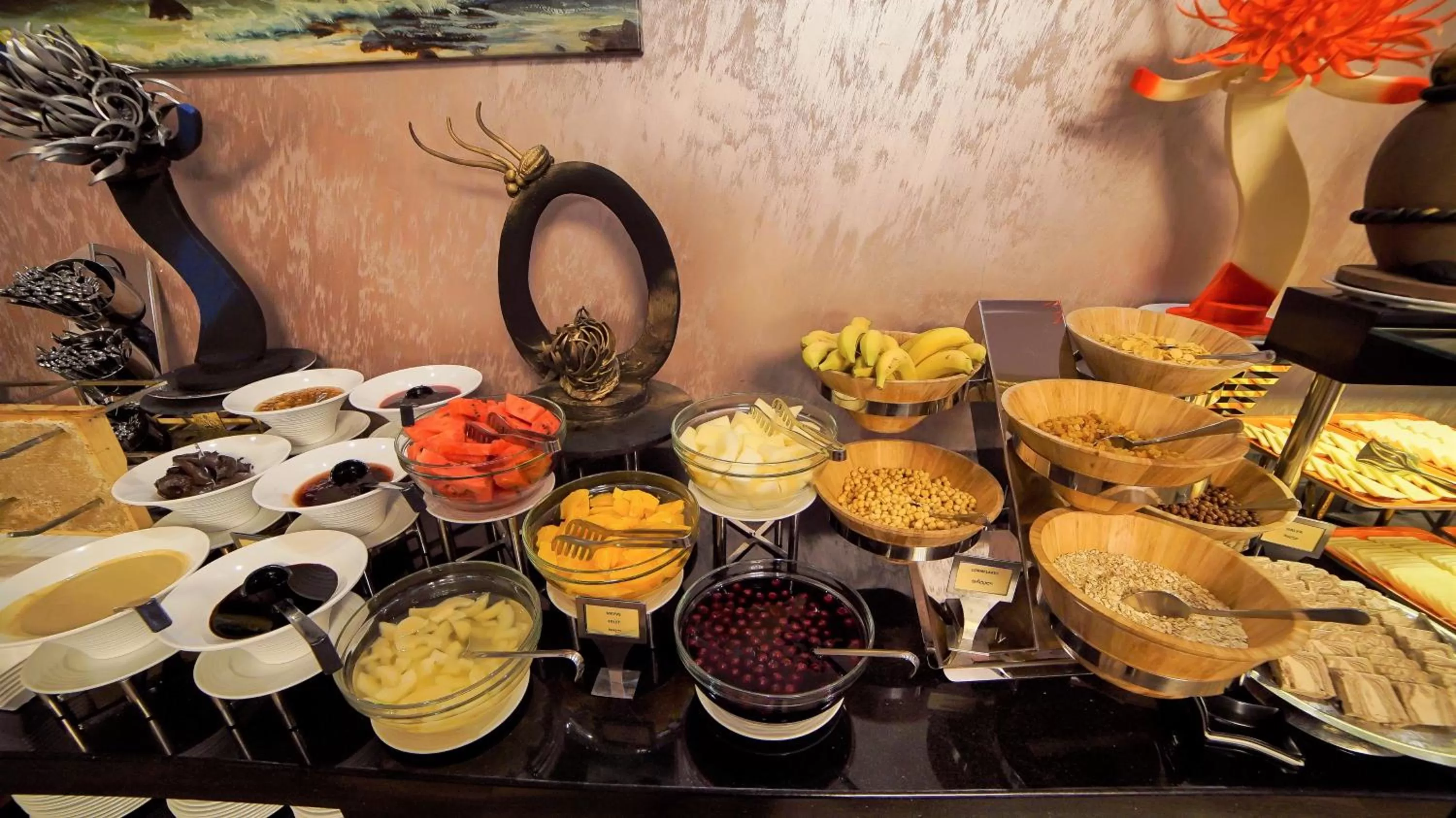 Food in Wyndham Batumi