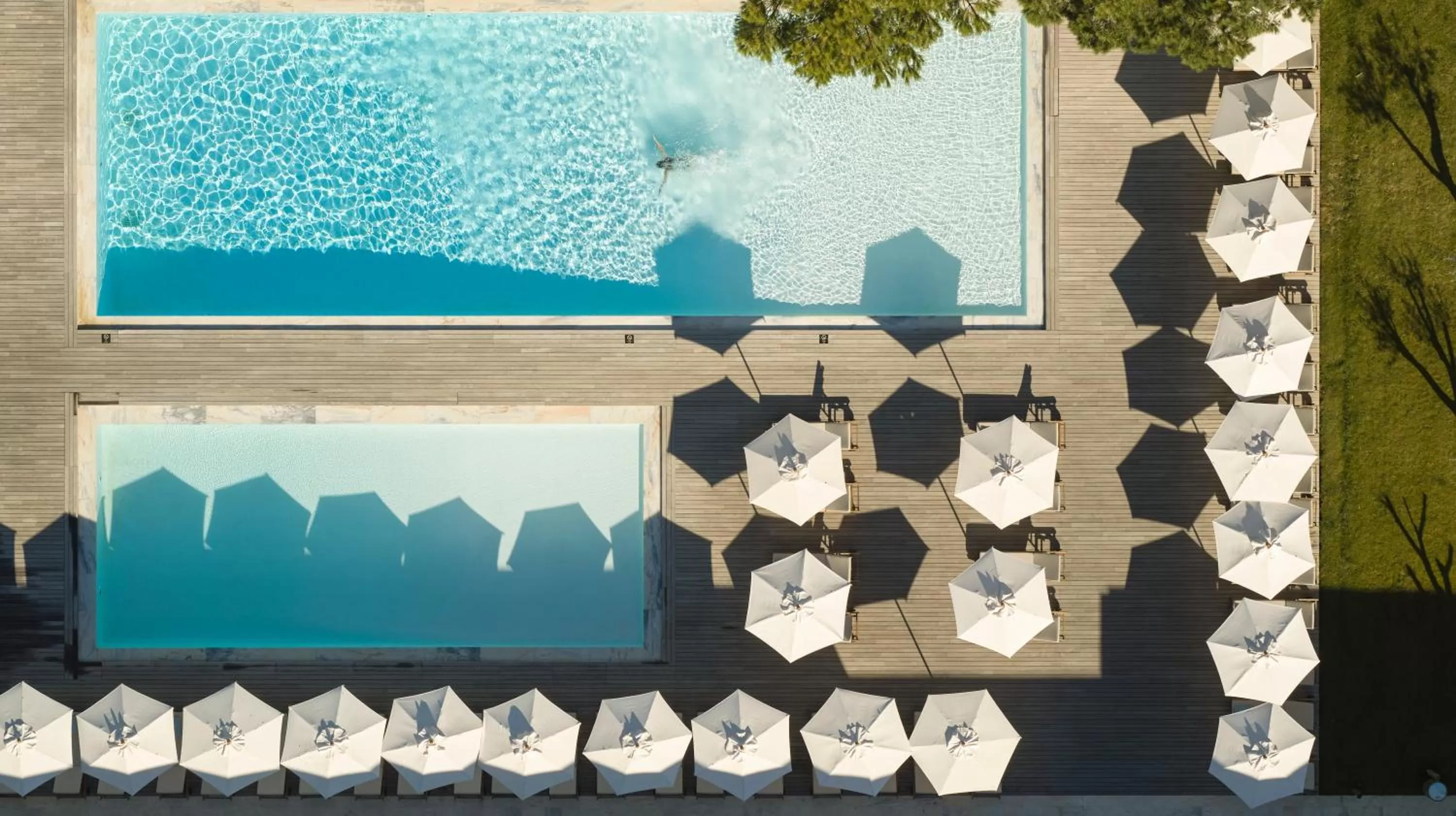 Swimming pool in Octant Evora