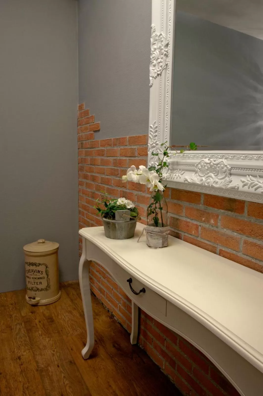 Decorative detail in B&B Posthoorn