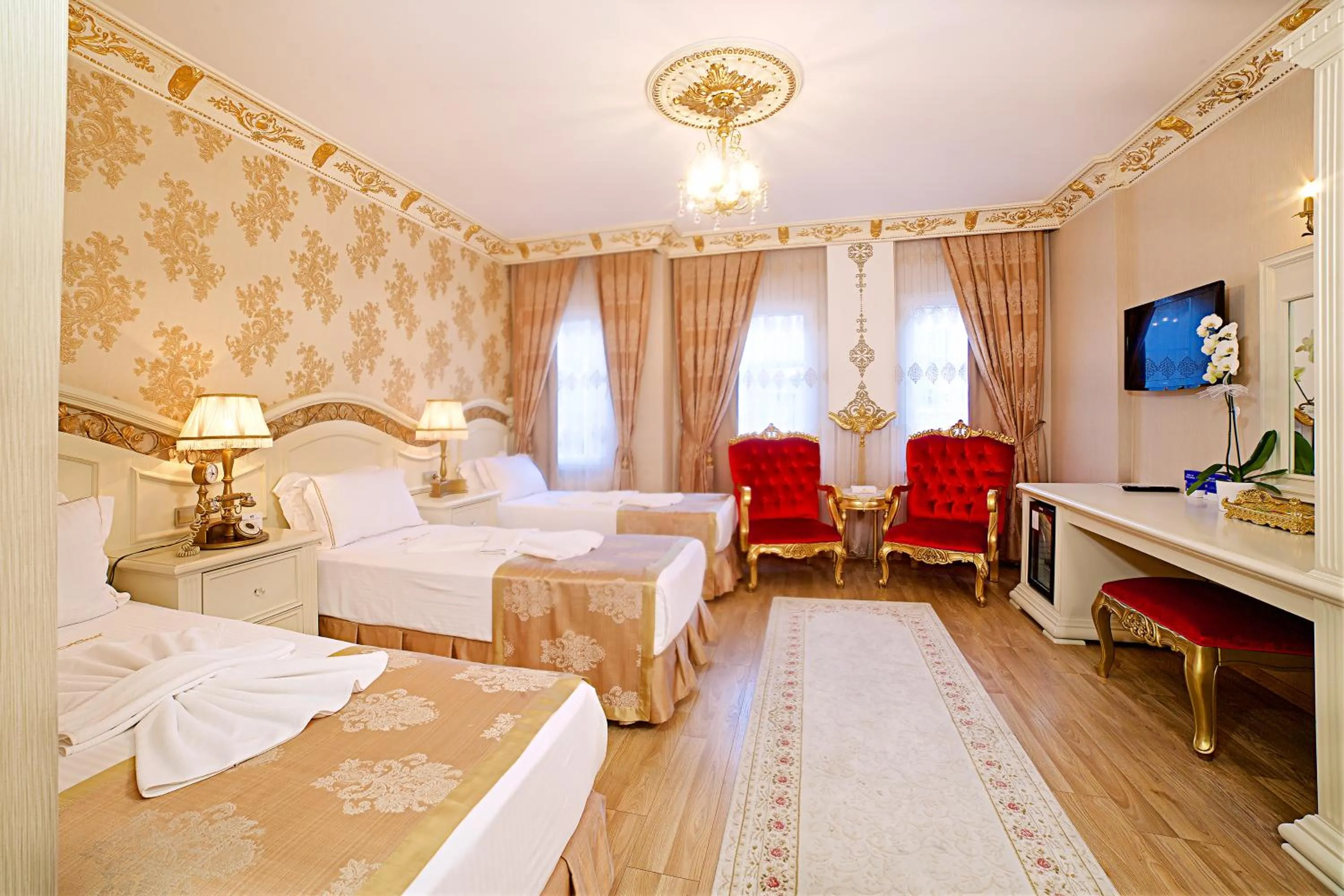 Massage, Bed in White House Hotel Istanbul