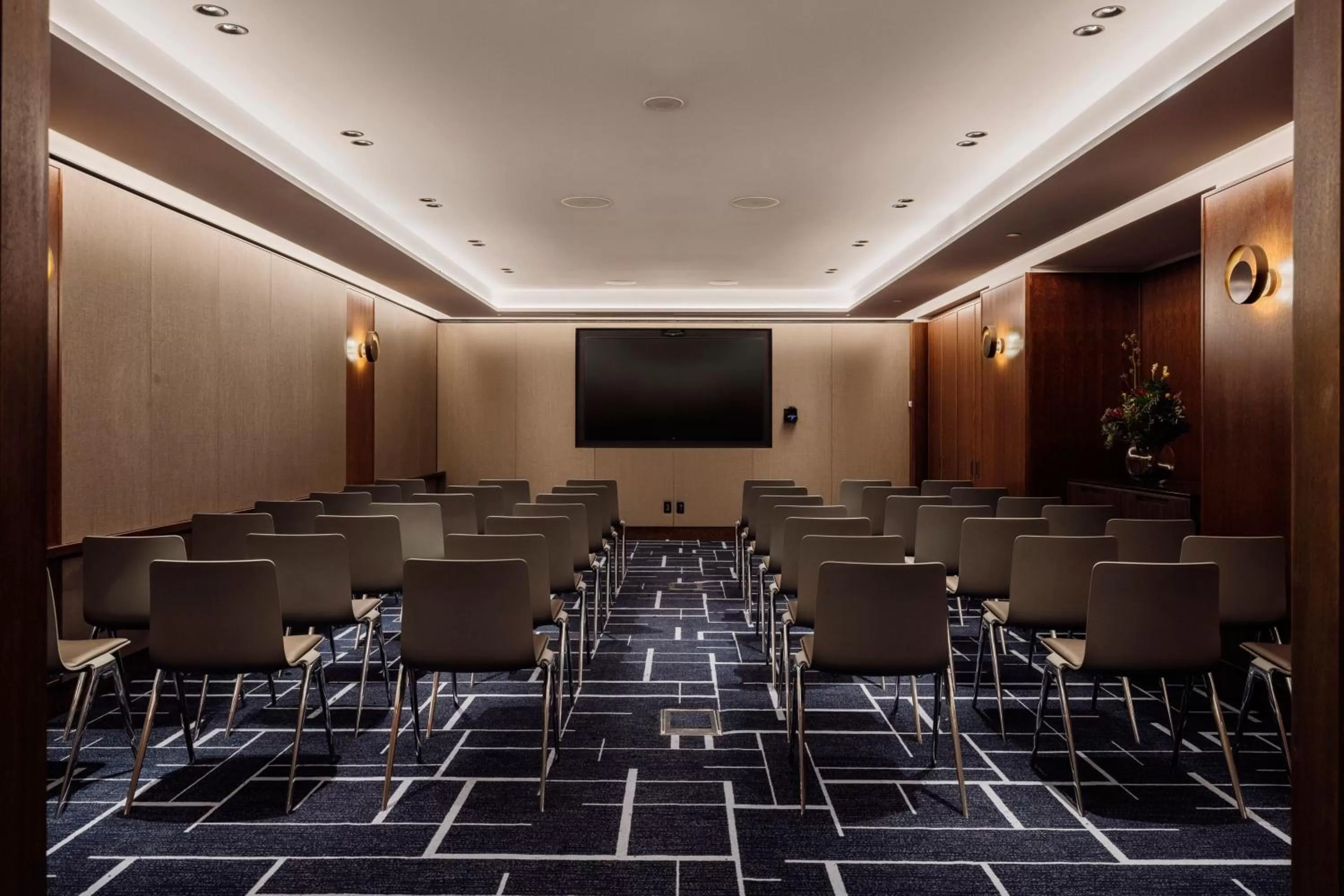 Entertainment in The Tasman, a Luxury Collection Hotel, Hobart