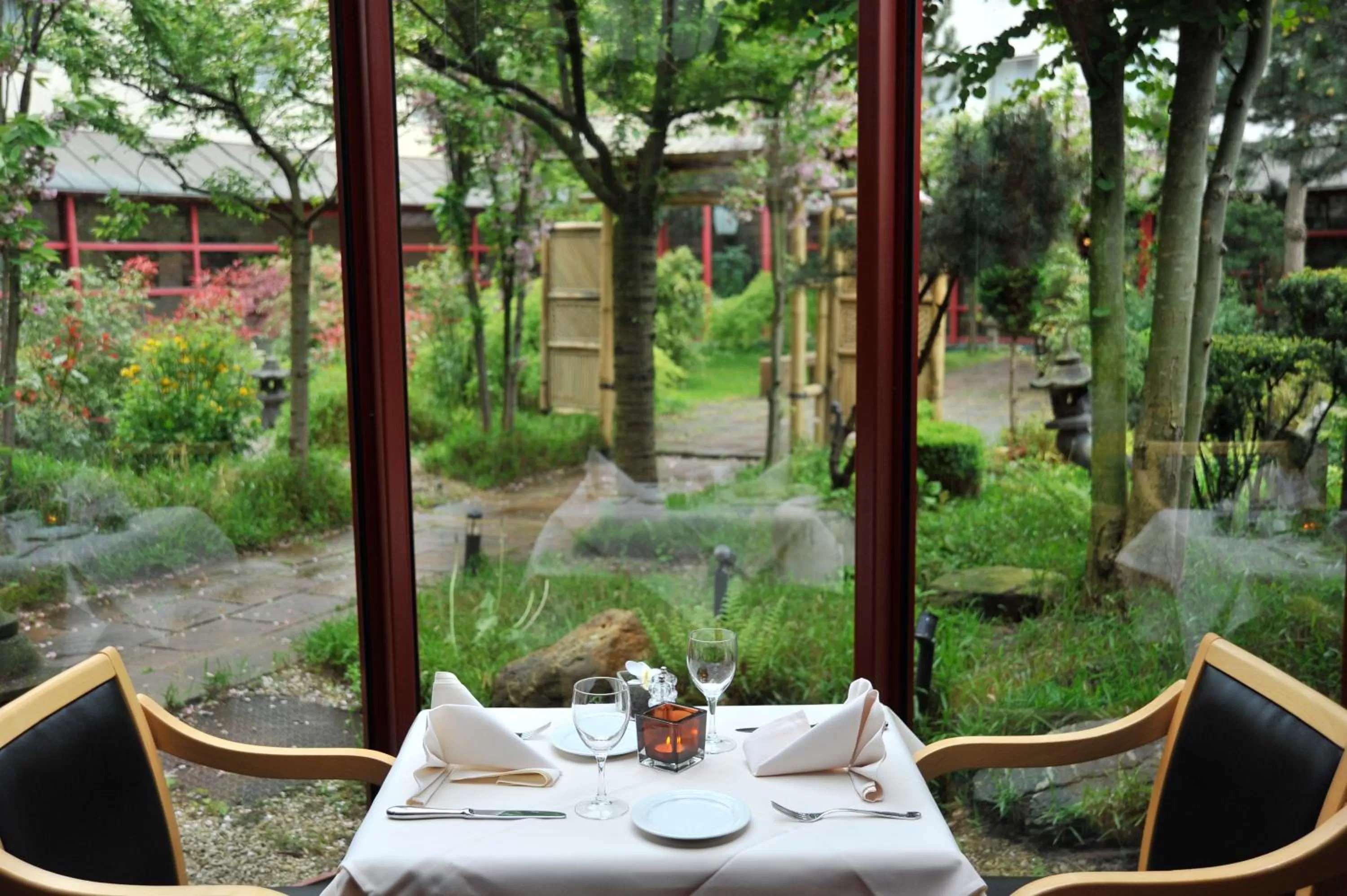 Restaurant/places to eat in Golden Tulip Hotel de’ Medici