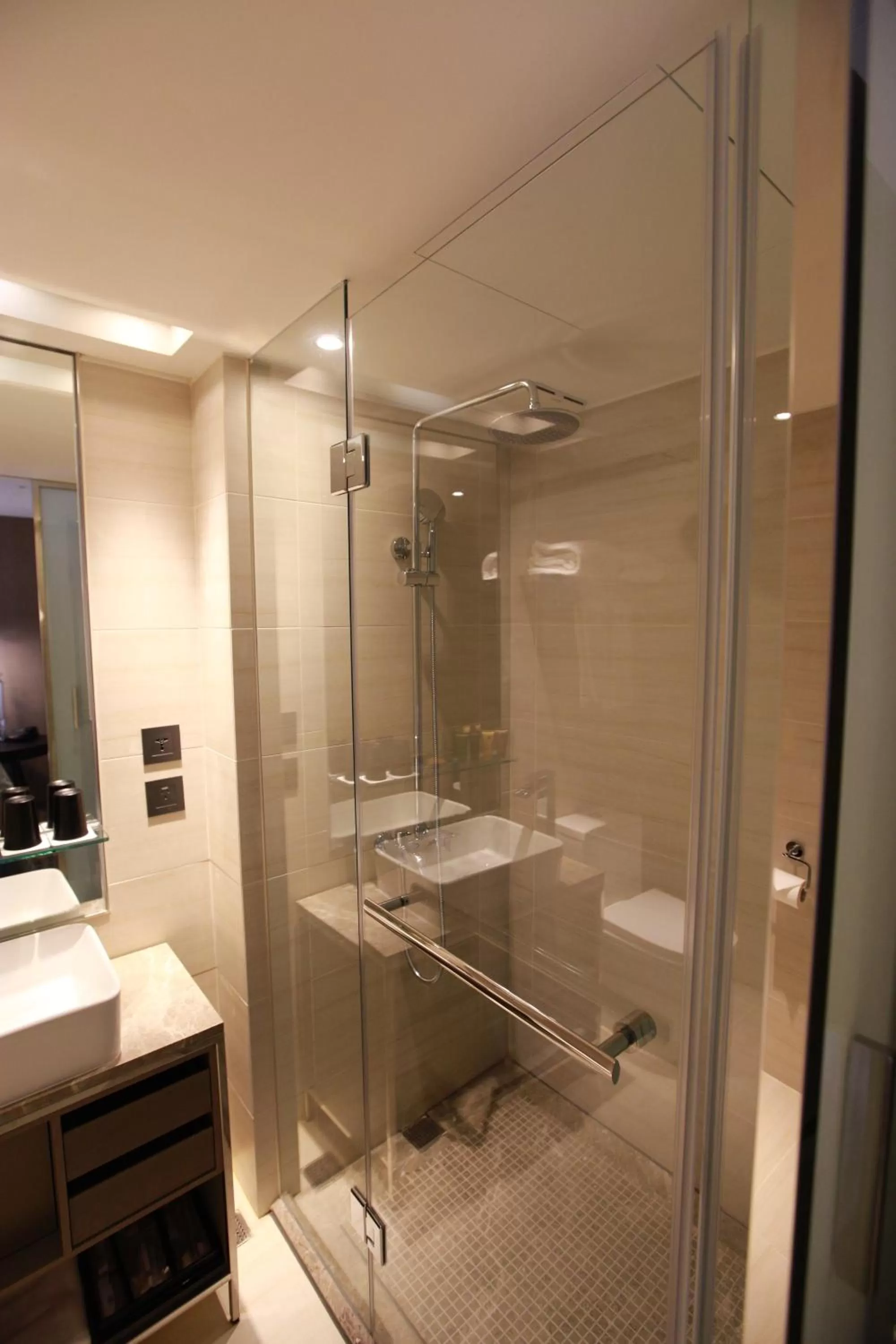 Bathroom in Hotel Midtown Richardson