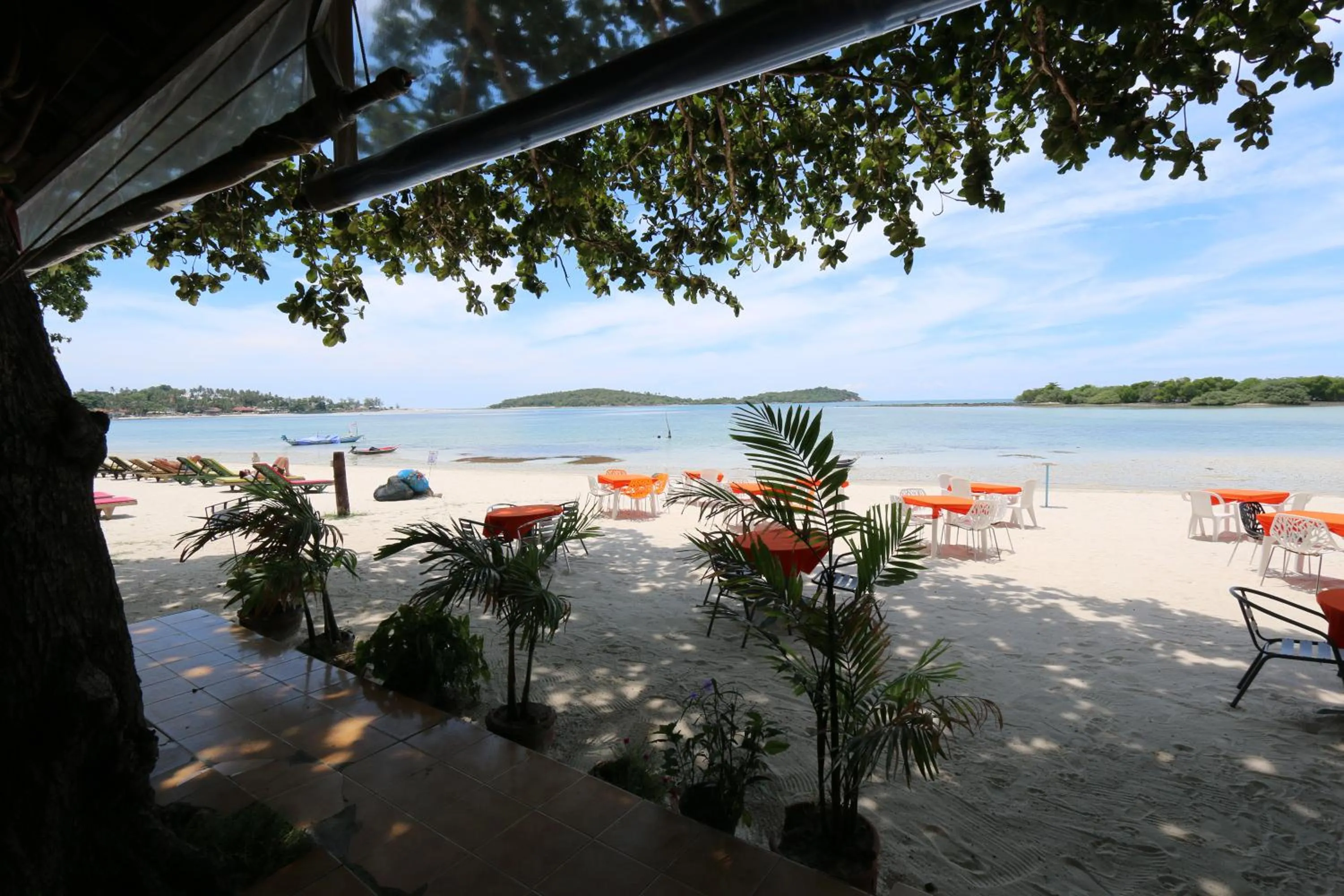 Restaurant/places to eat in Marine Chaweng Beach Resort
