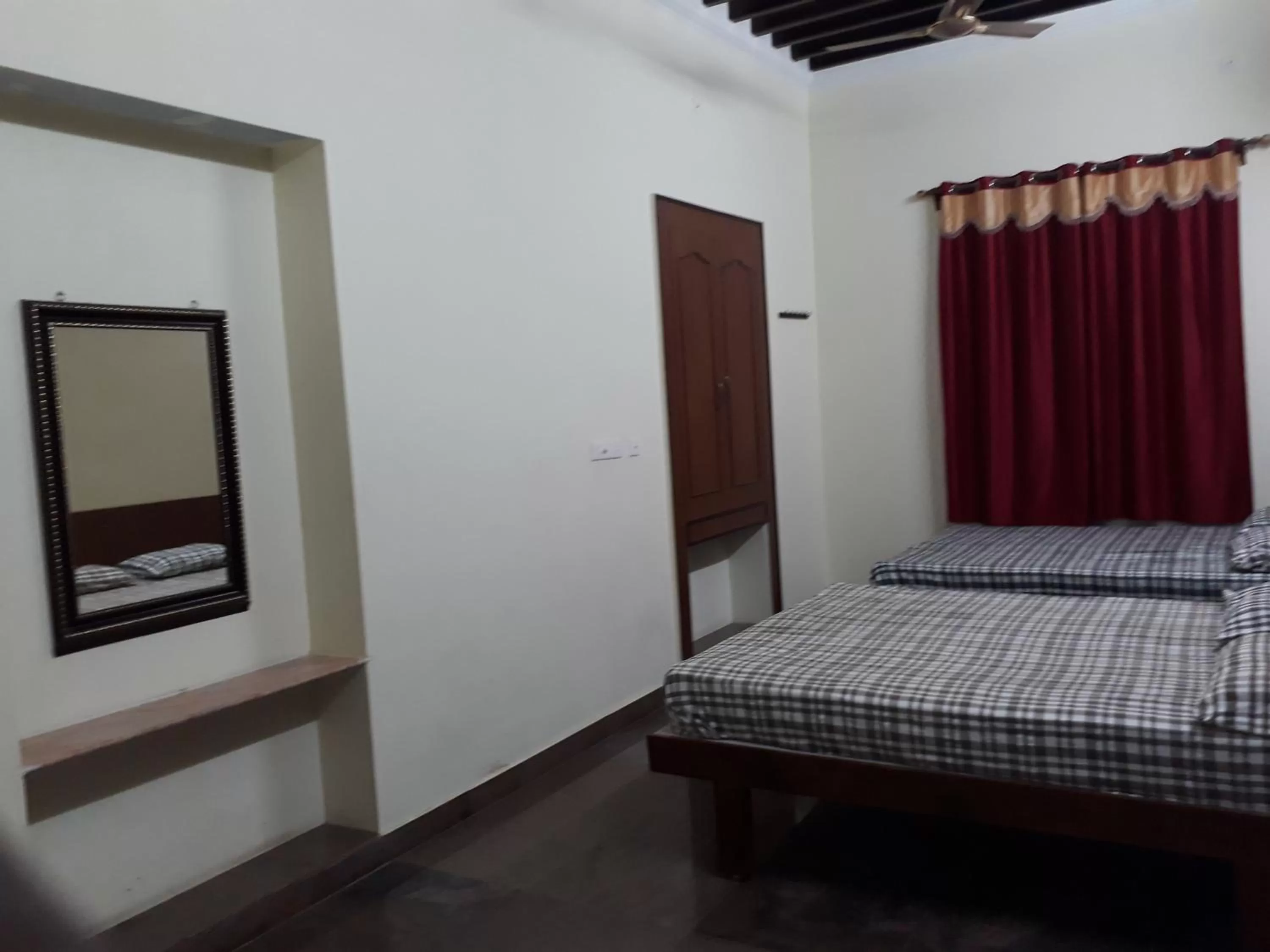 Bed in Pattiah Naidu Palace