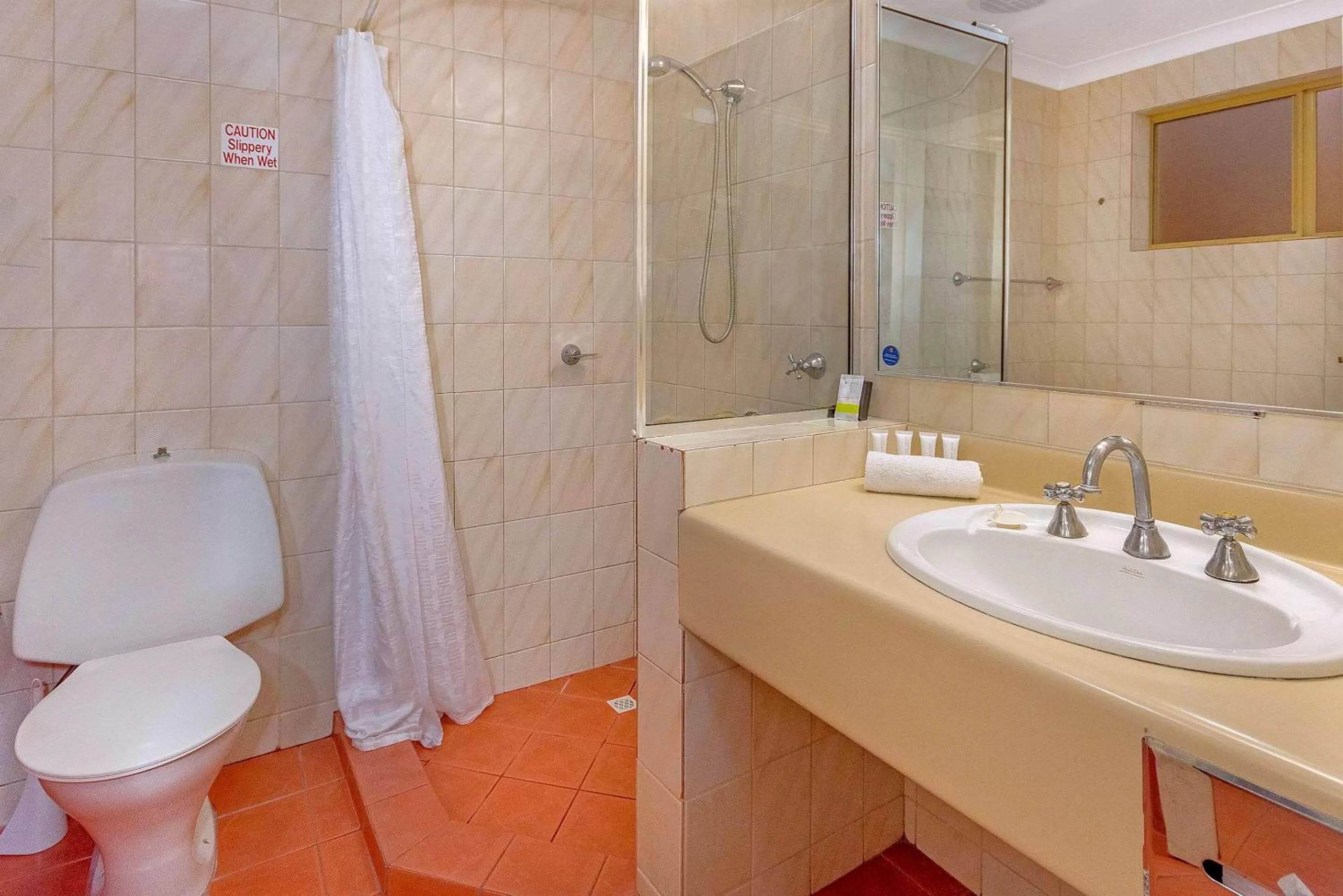 Photo of the whole room in Comfort Inn Bay of Isles