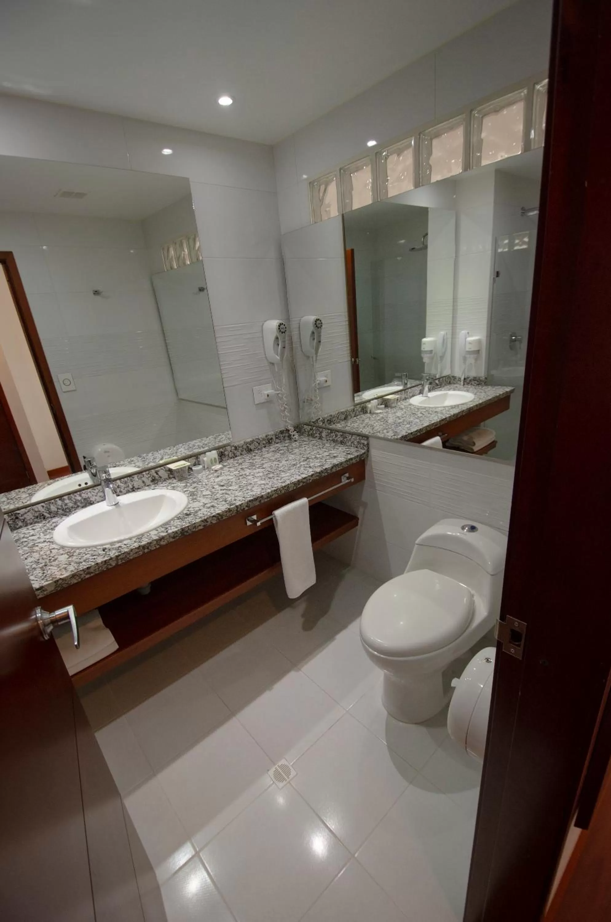 Bathroom in Hotel Cuellars