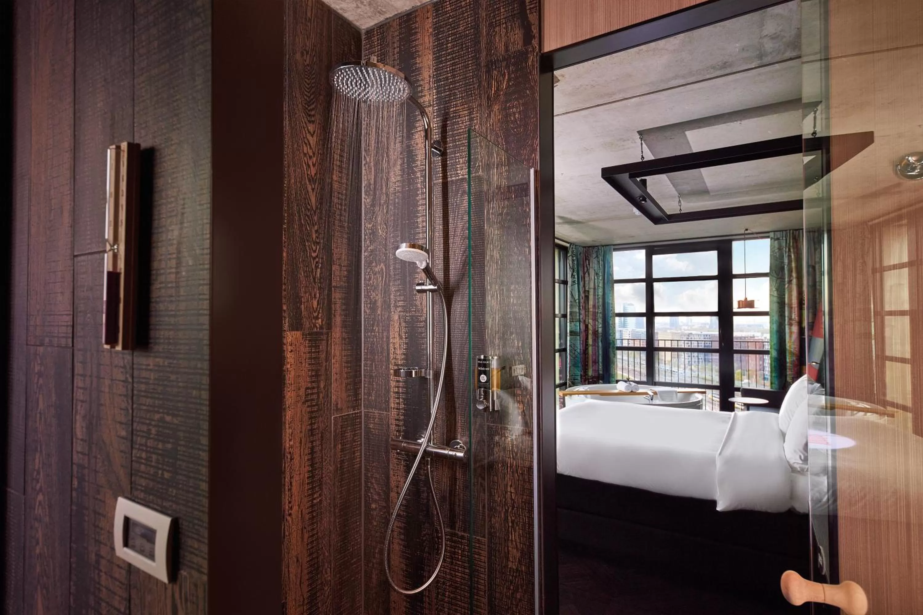 Bathroom, Bed in Inntel Hotels Amsterdam Landmark
