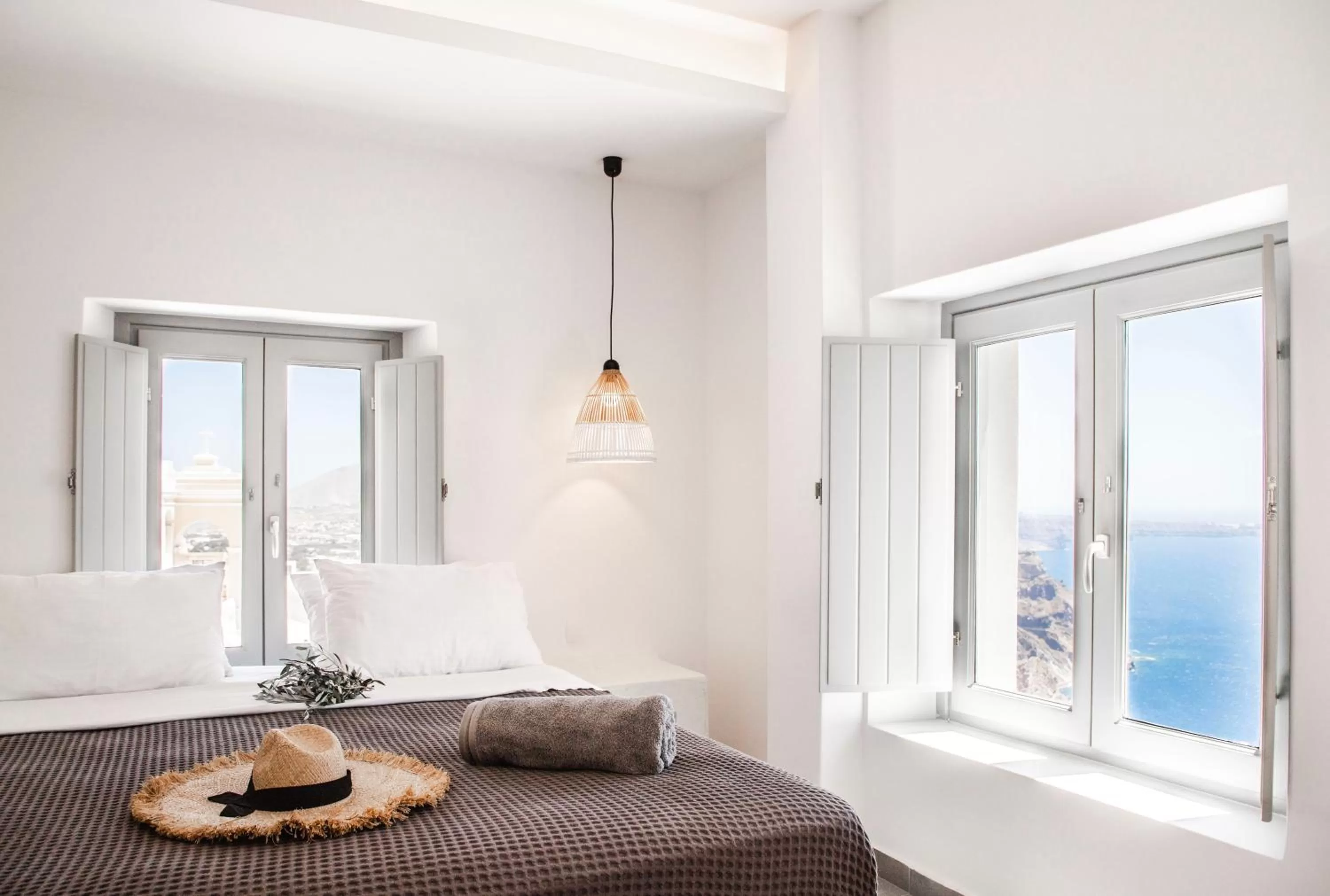 Bed in Caldera Cliff Illusion