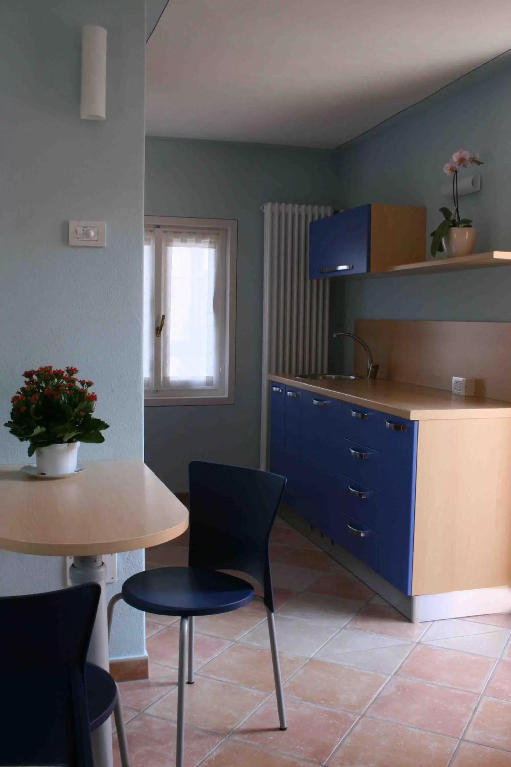 Kitchen or kitchenette in B&B 21