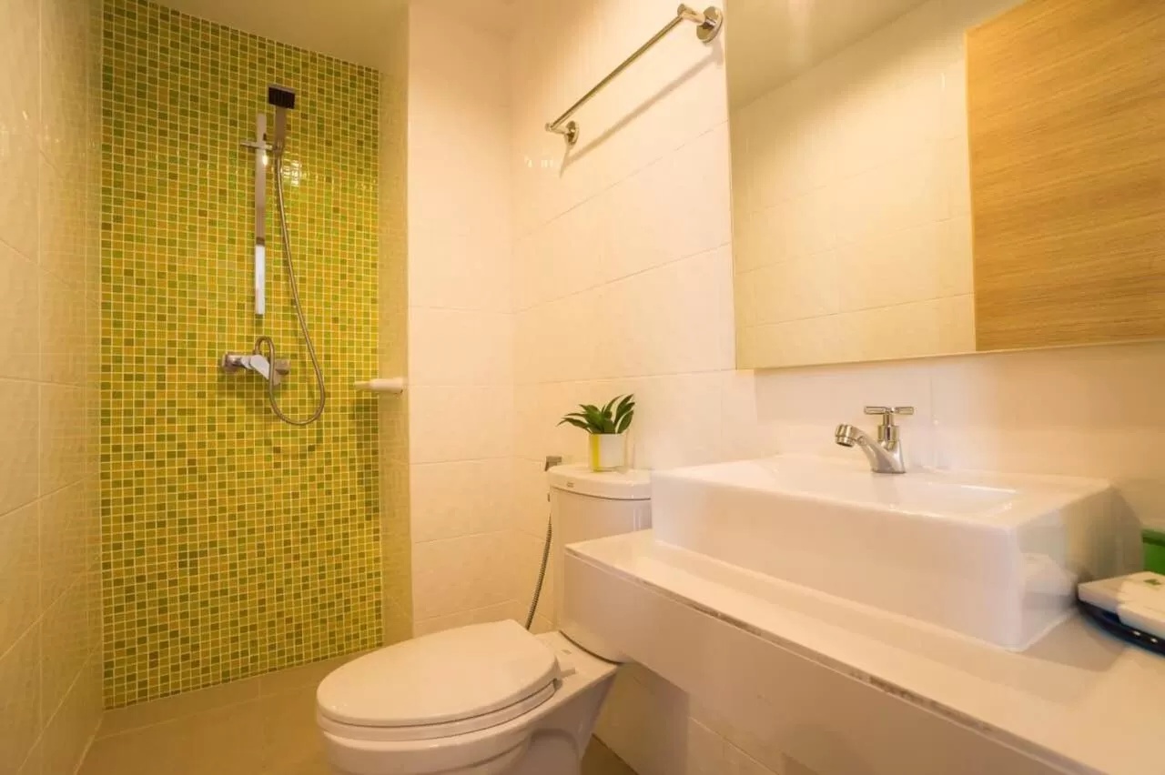 Toilet in Bedtime Pattaya