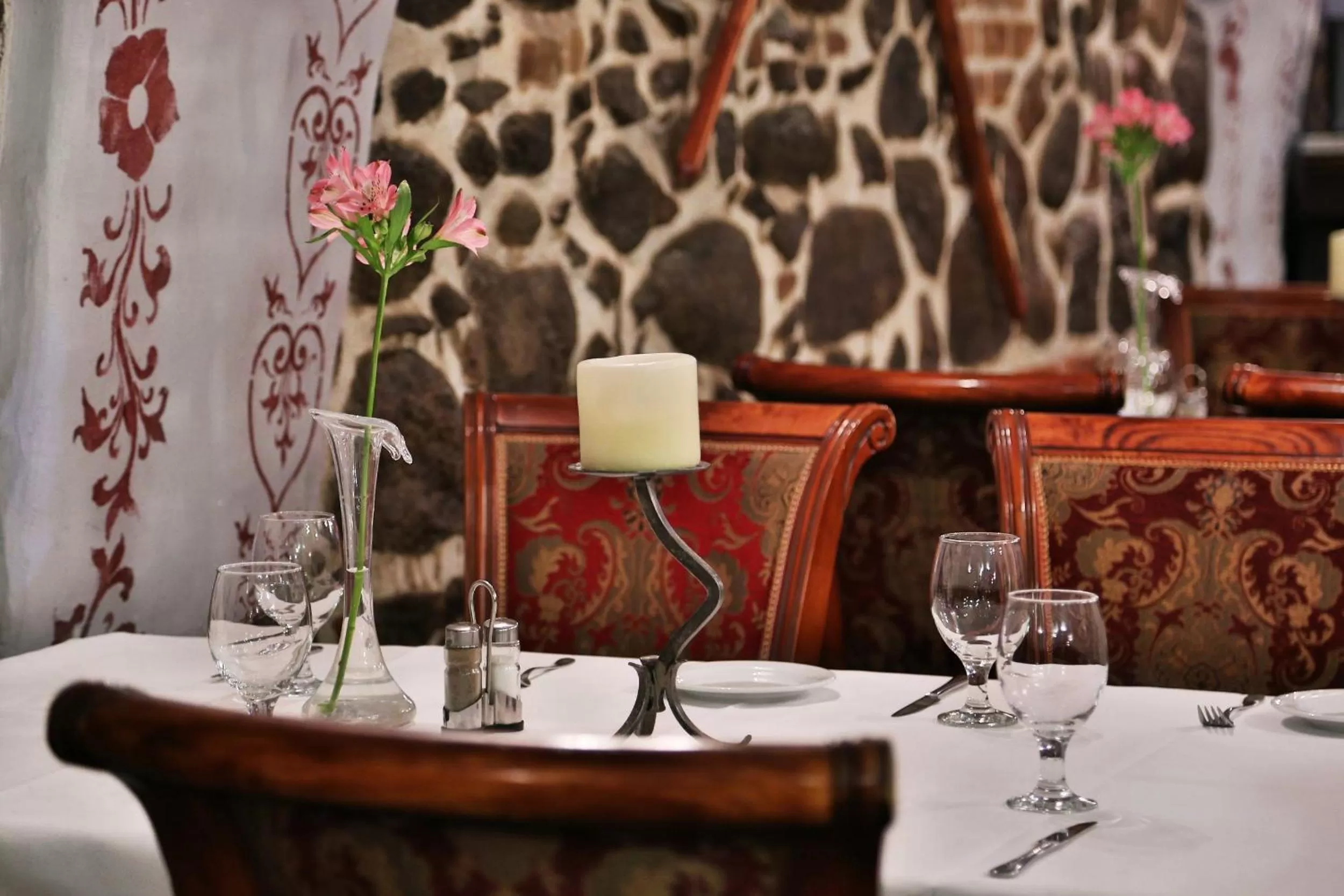 Restaurant/places to eat in Hotel Zamek Ryn