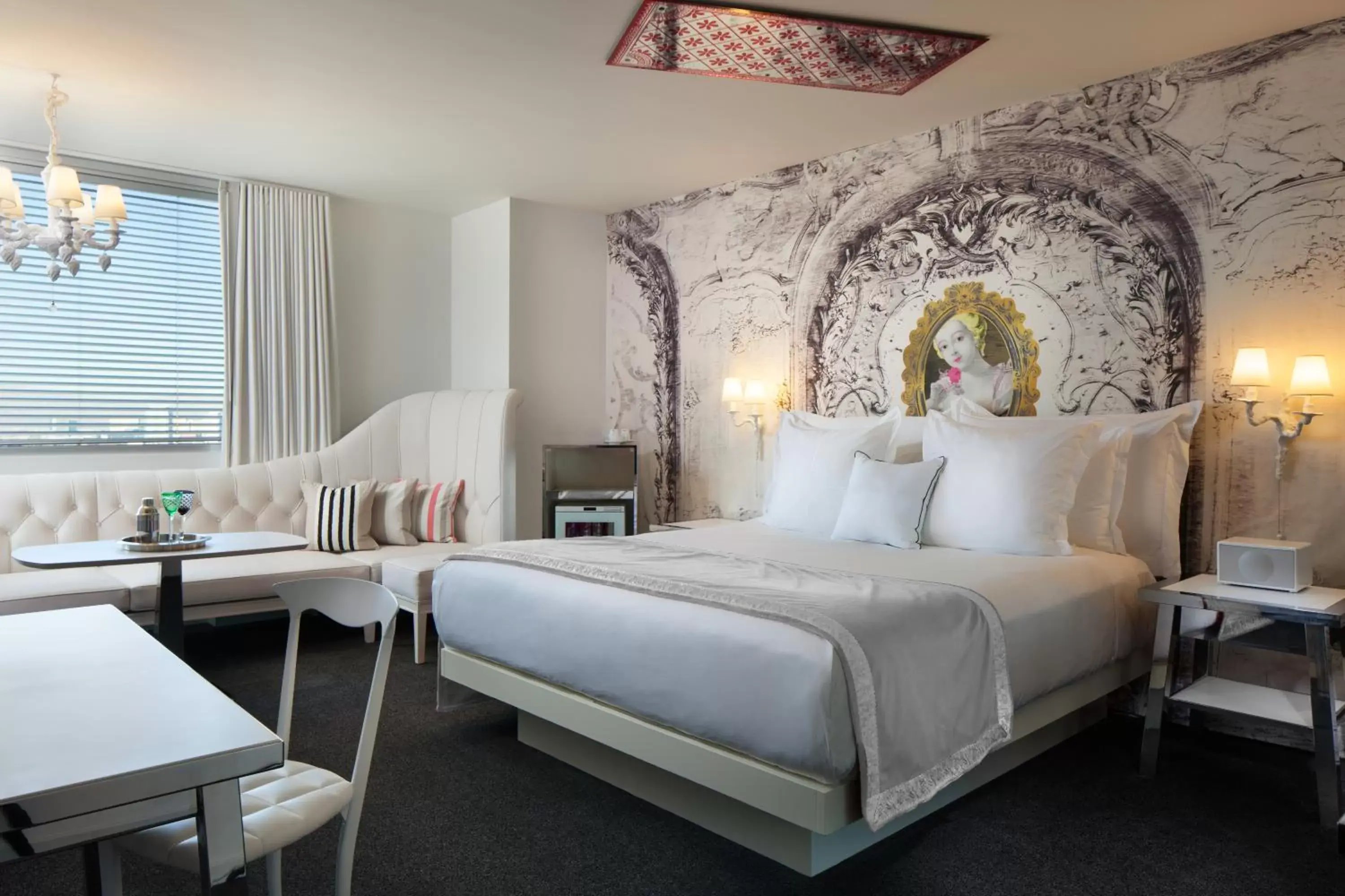 Alexandria Deluxe King in SAHARA Las Vegas Alexandria Deluxe King in SAHARA Las Vegas