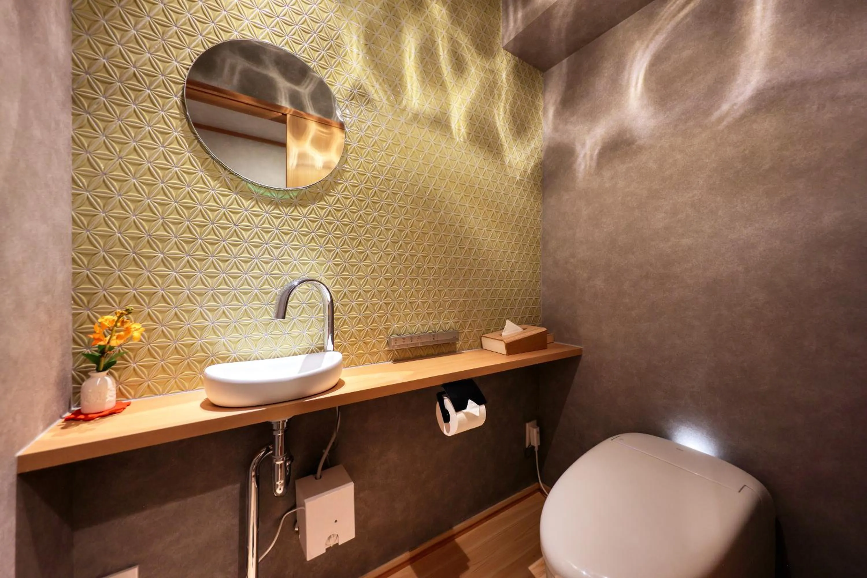 Toilet in Honjin Hiranoya Kachoan