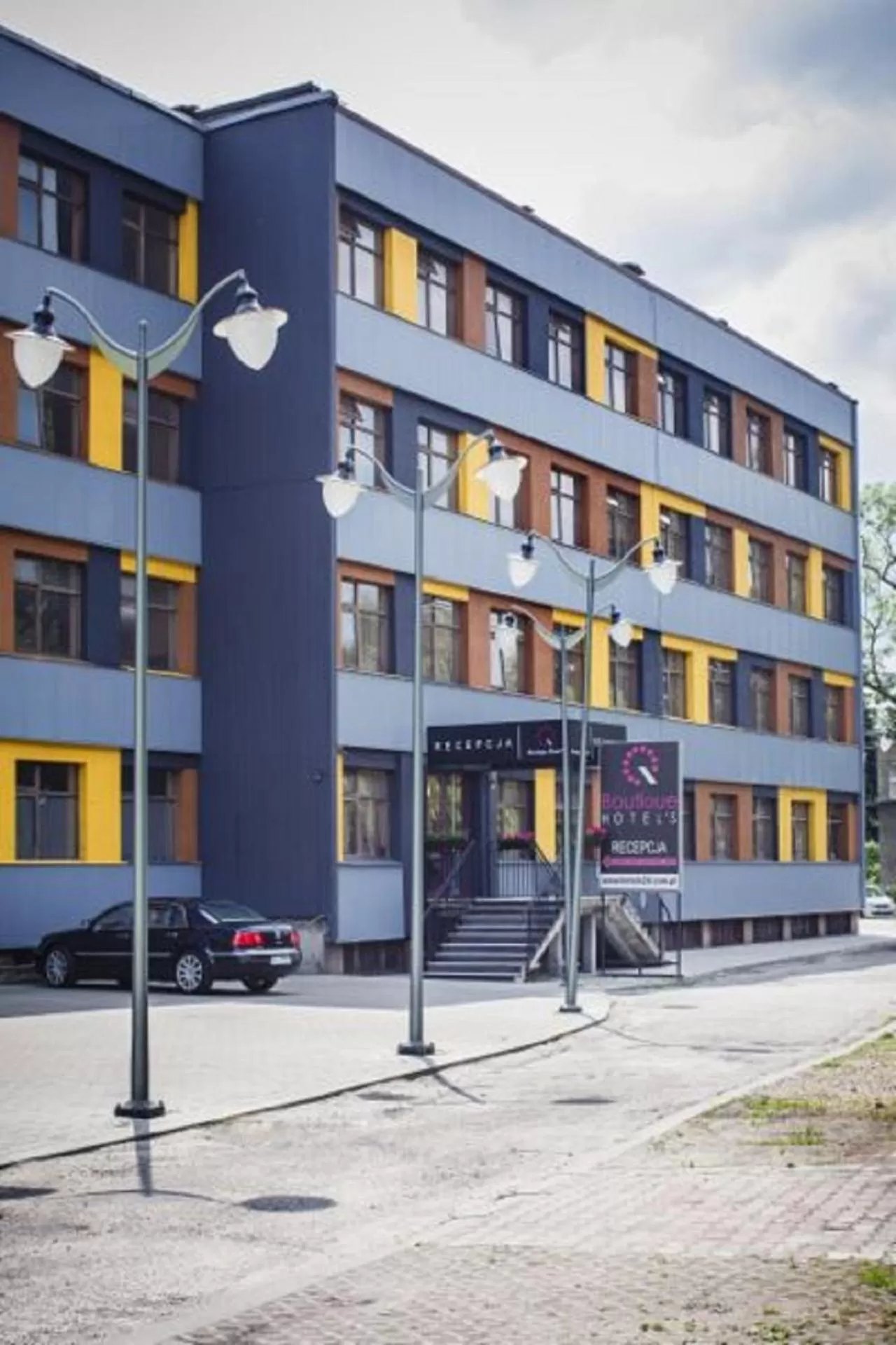 Facade/entrance in Art Hotel's Sosnowiec