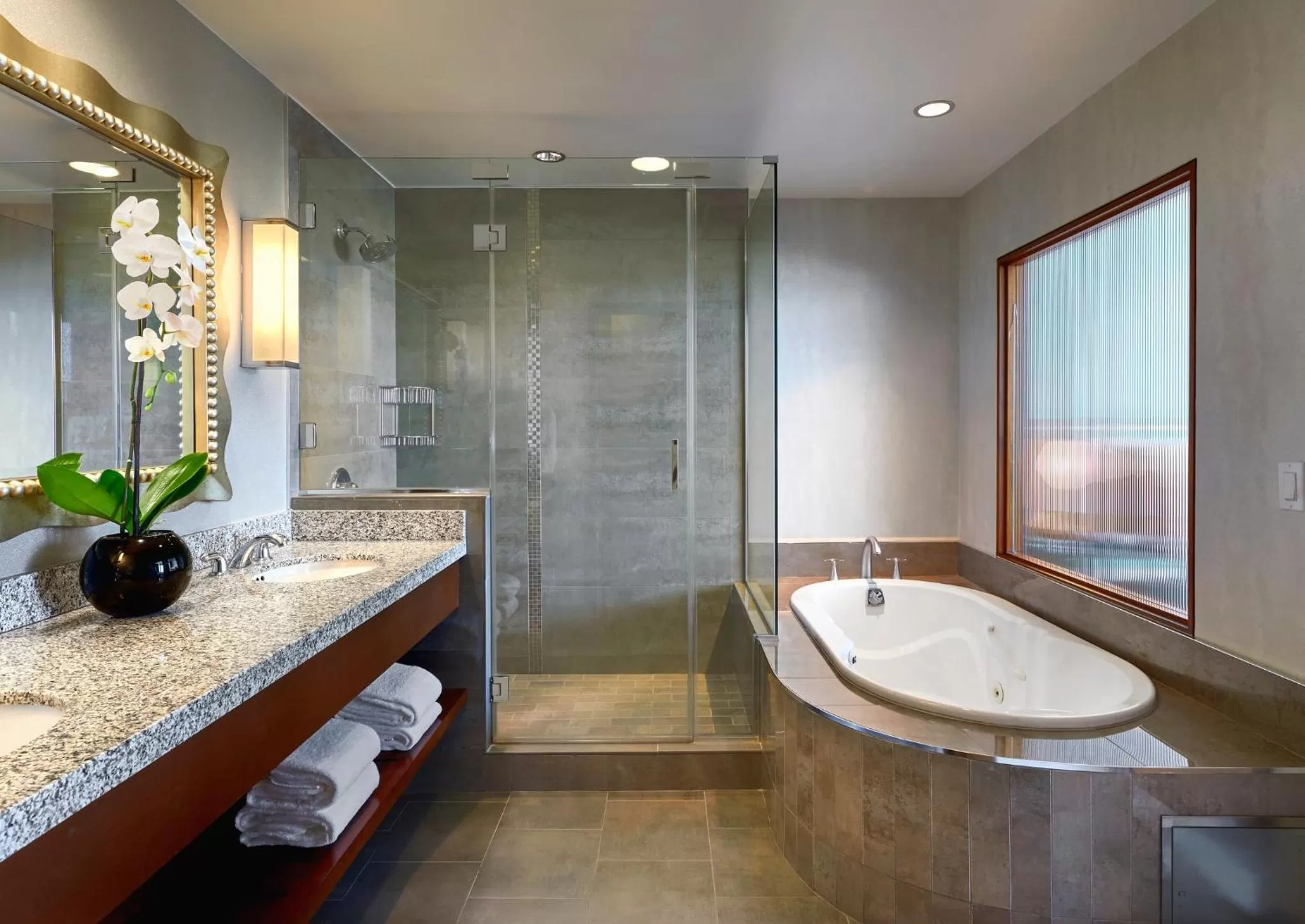 Bathroom in Loews Hollywood Hotel