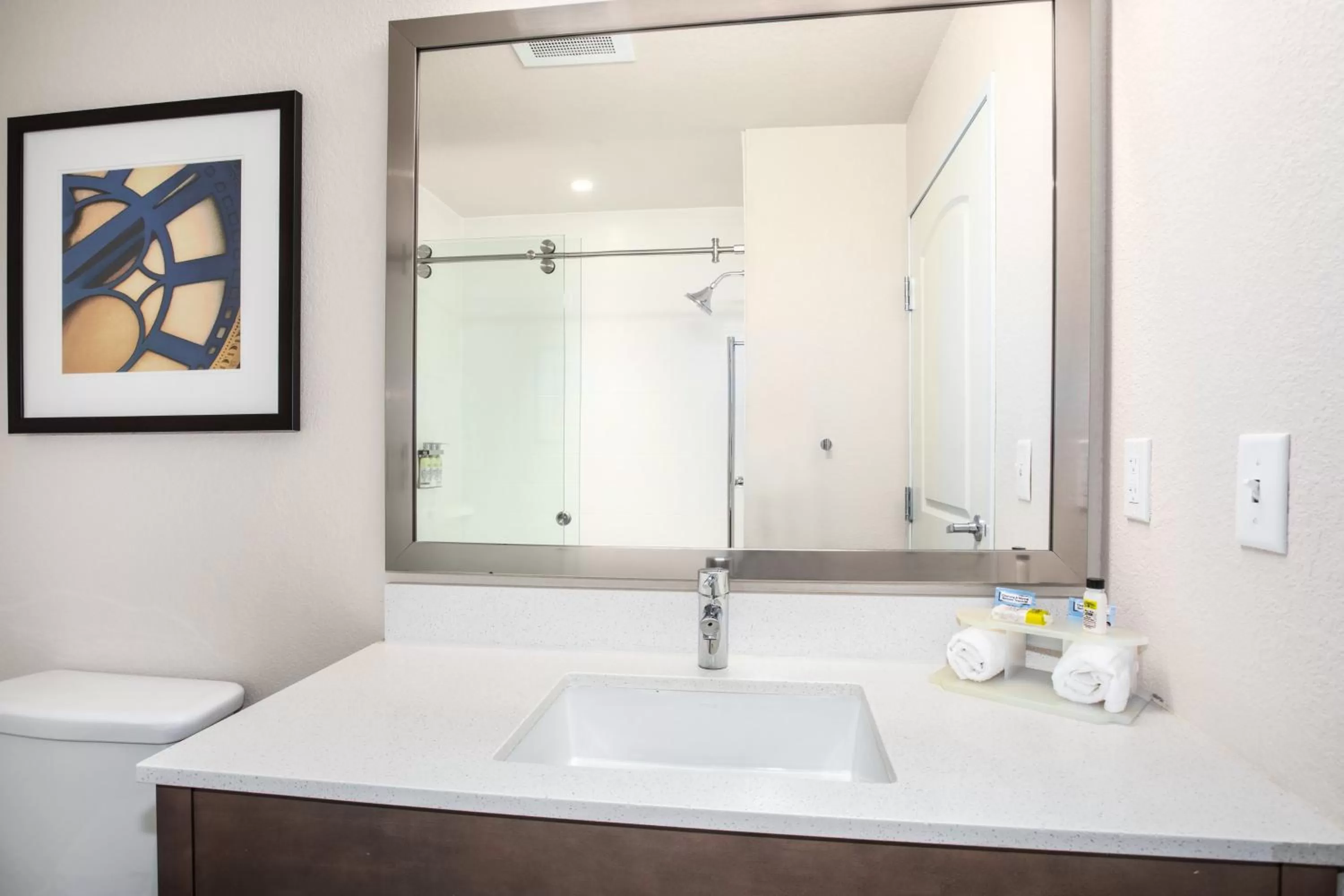Bathroom in Holiday Inn Express & Suites Manhattan by IHG