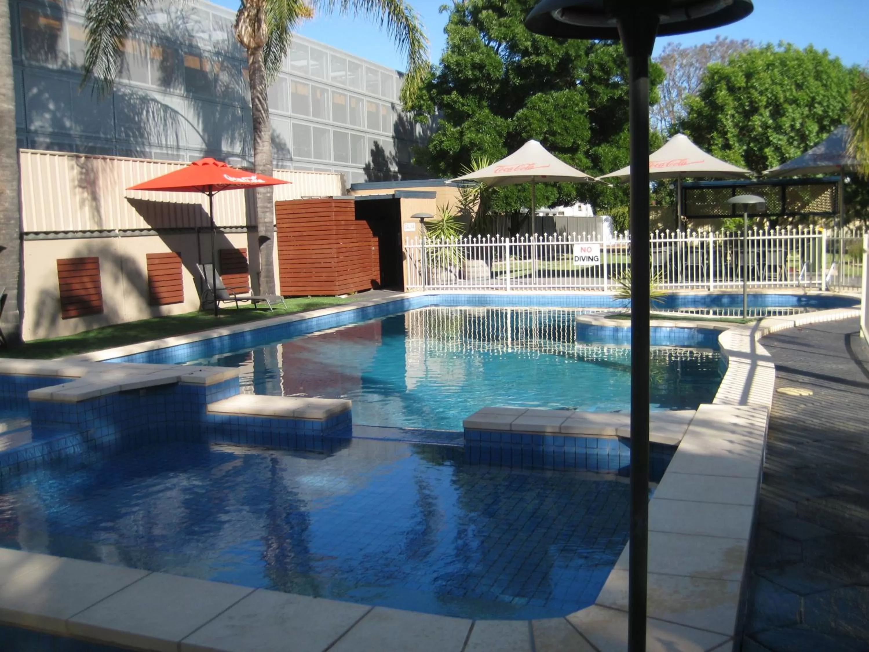  in Sandors Motor Inn