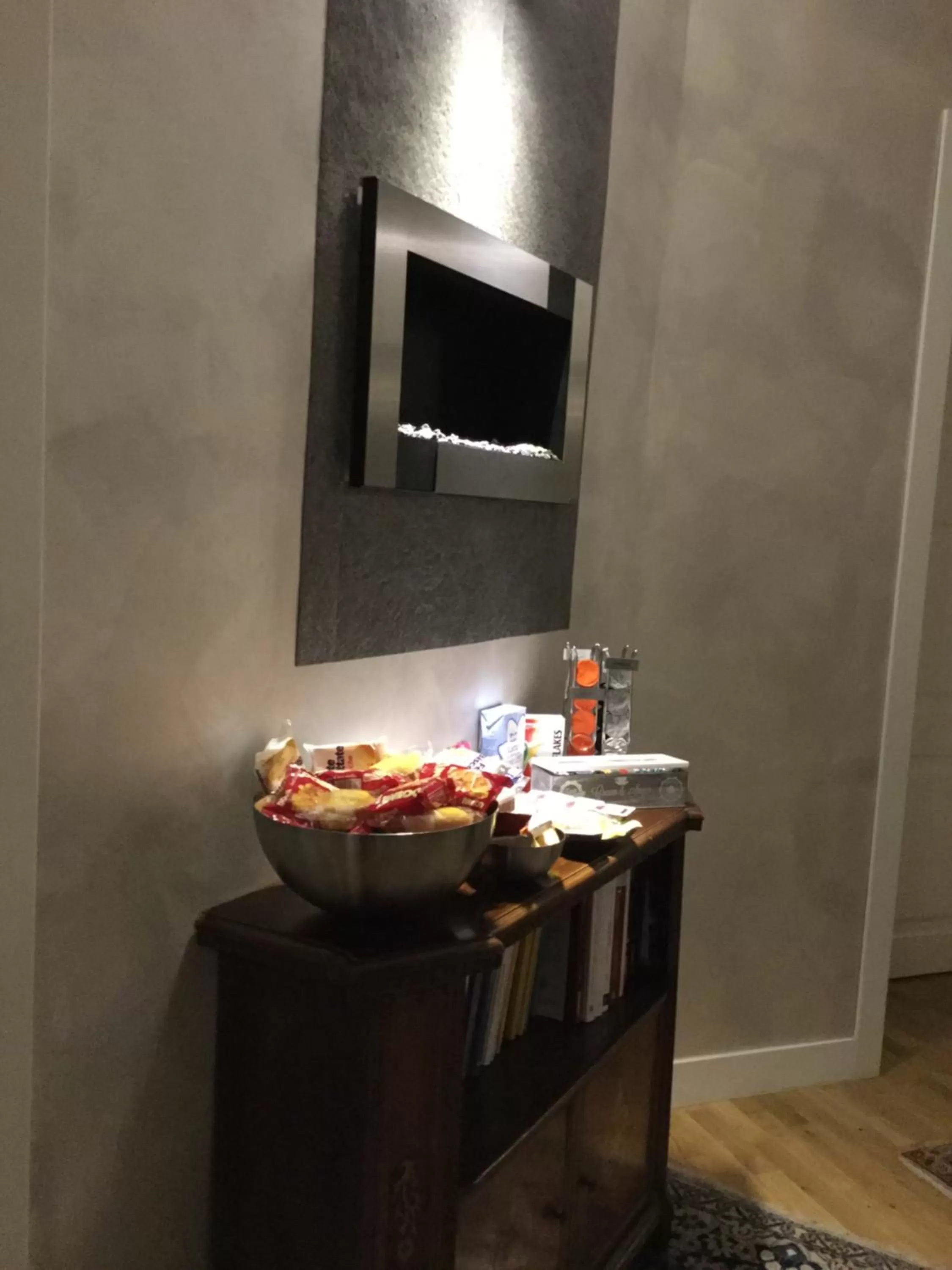 Food in Attico Volta B&B